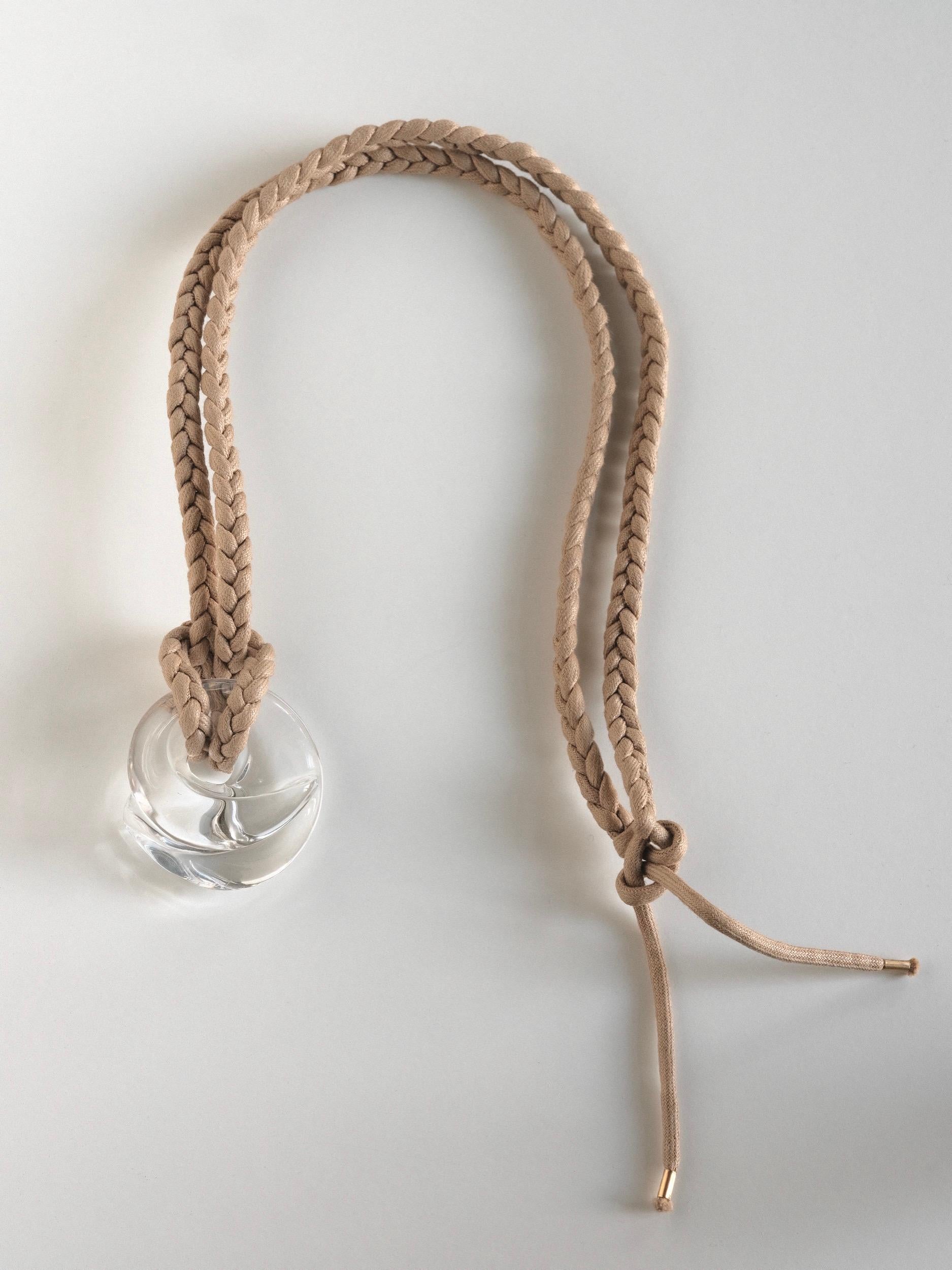 Baccarat Coquillage Necklace by Catherine Noll 1995 Crystal on Cotton Braid For Sale 1