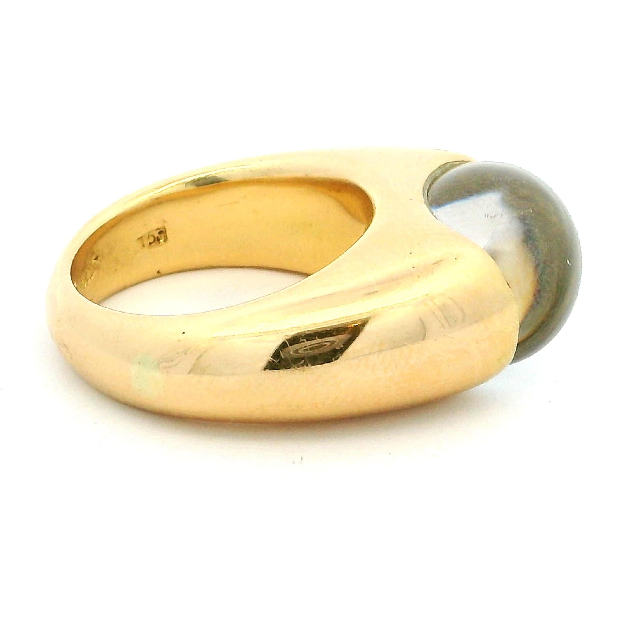 Taglio francese Anello a cupola in cristallo e oro giallo 18 carati Baccarat, Francia, anni '80-'90 in vendita