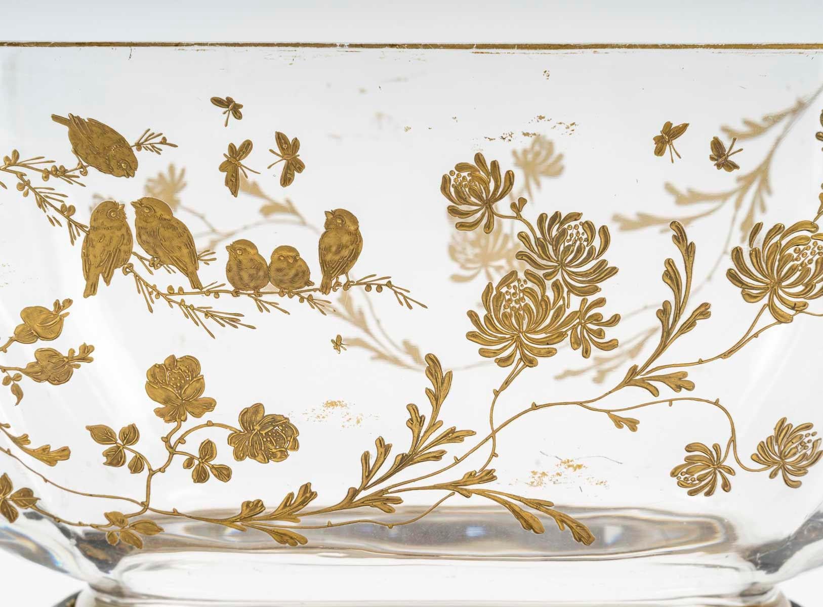 Baccarat crystal bowl, bronze mounting, 19th century, Napoleon III period.

Baccarat crystal bowl in the taste of the crystal staircase, 19th century, Napoleon III period, bronze mounting.
H: 19cm, W: 36cm, D: 18cm
