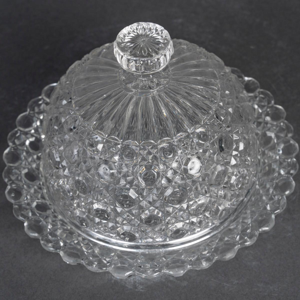 Francese Piatto da burro in cristallo Baccarat, inizio XX secolo, stile Napoleone III. in vendita
