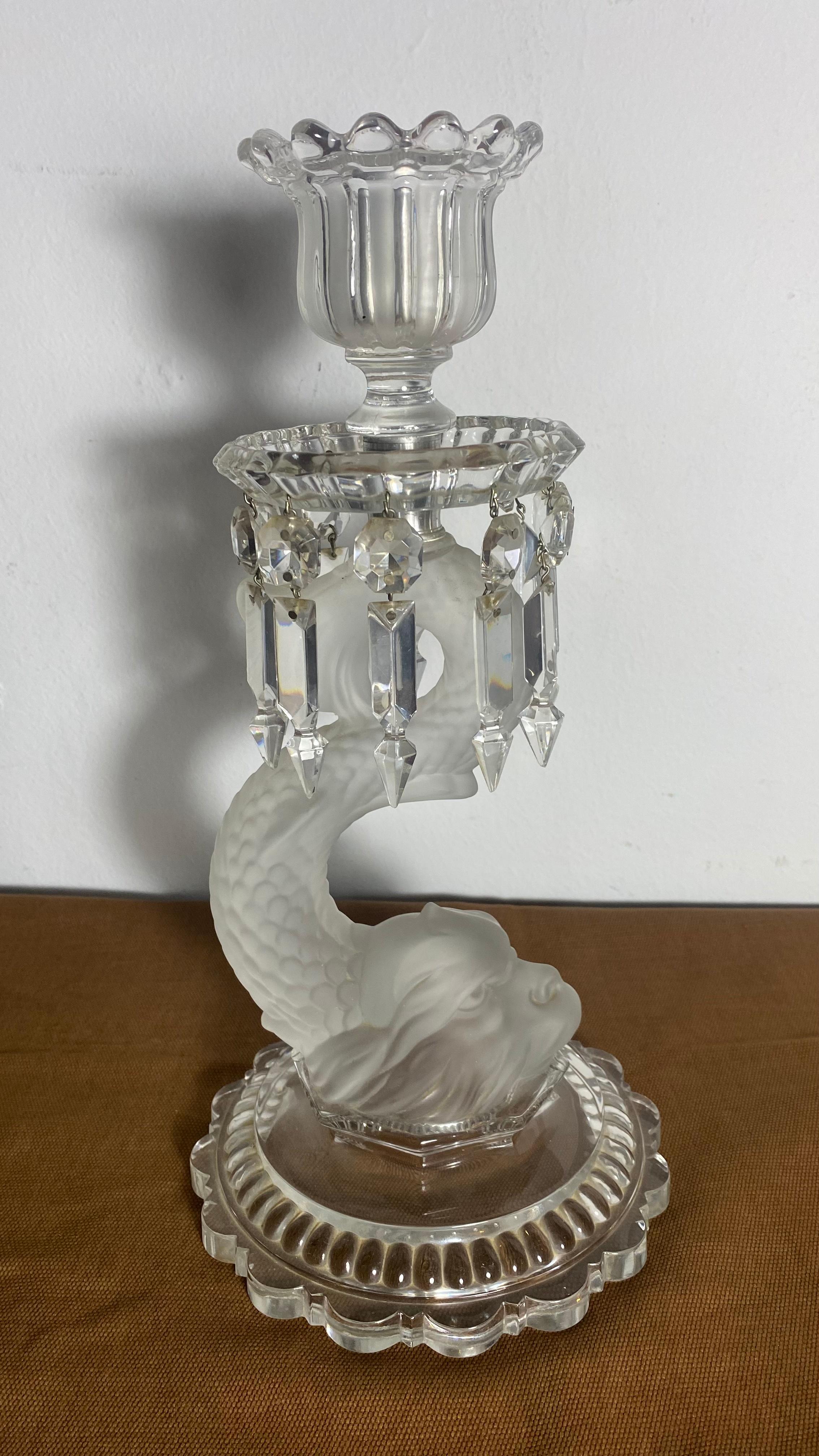 The one-candle dauphin candelabra is handcrafted by the French master glassmakers of the baccarat maison.
The single candle dauphin candlestick has a height of 35 cm.
The diffuser is 23cm.
The baccarat dauphin candelabra can be an excellent gift