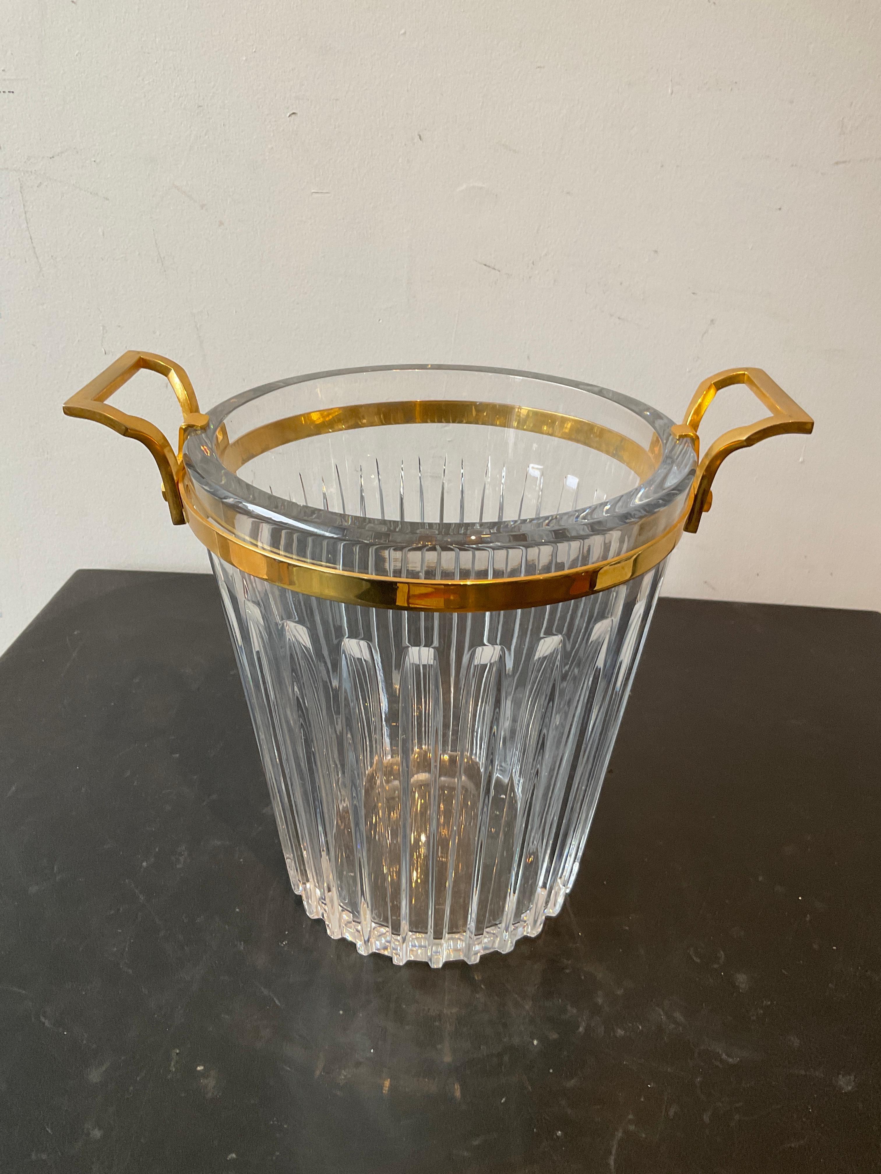 Baccarat Crystal Champagne Cooler / Ice Bucket In Good Condition For Sale In Tarrytown, NY