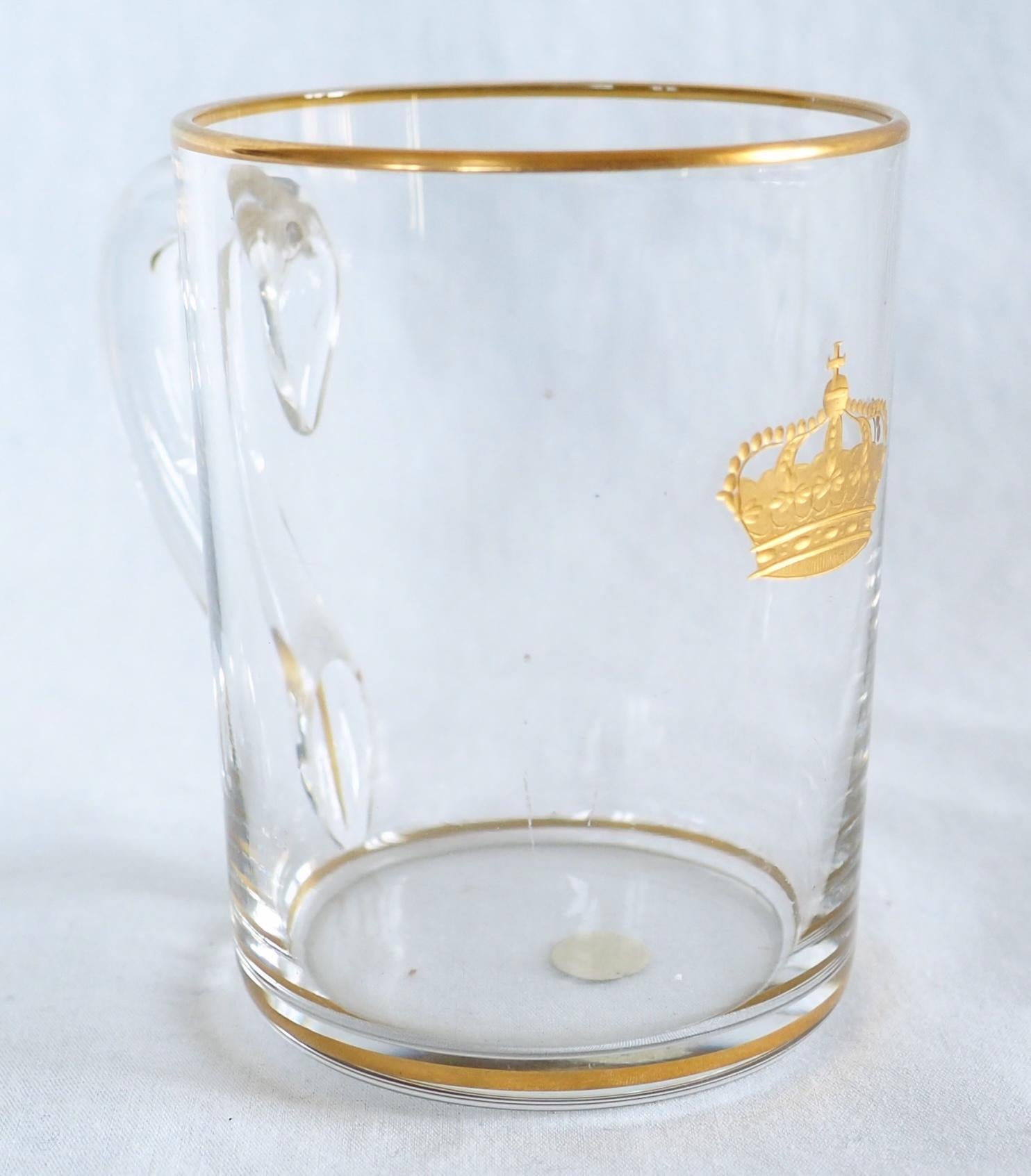 Napoleone III Coppa di cristallo Baccarat, corona reale incisa e dorata, adesivo di carta originale in vendita