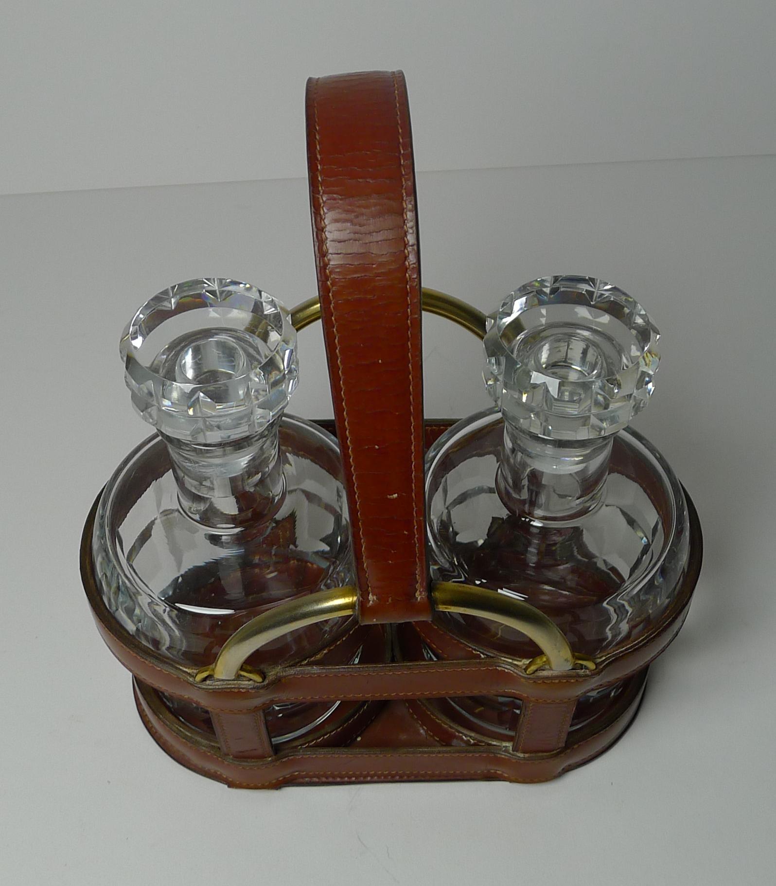 Decantador de cristal de Baccarat, Hermès, París, hacia 1955, diseñado por Jacques en venta 10