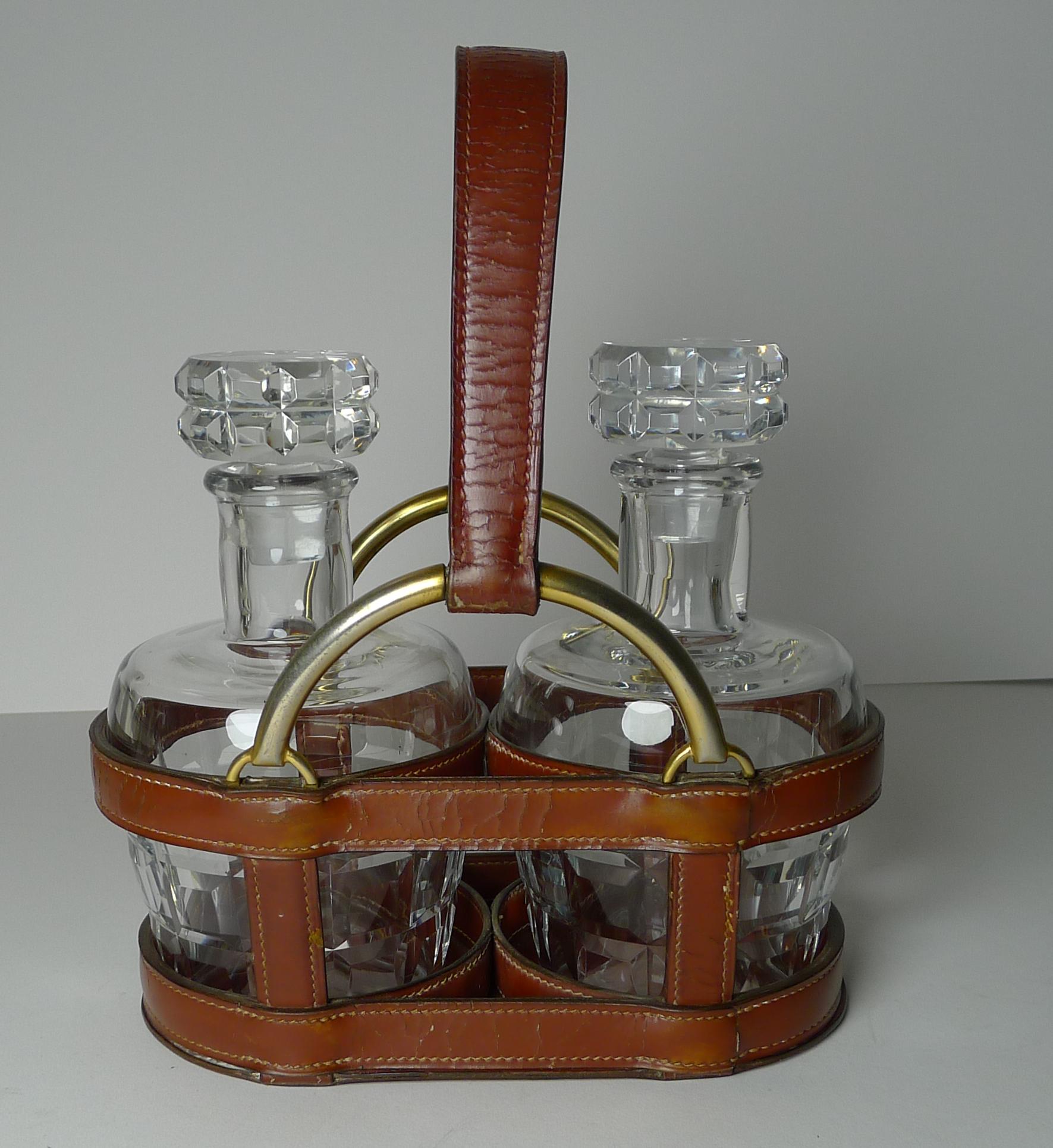 Decantador de cristal de Baccarat, Hermès, París, hacia 1955, diseñado por Jacques en venta 11