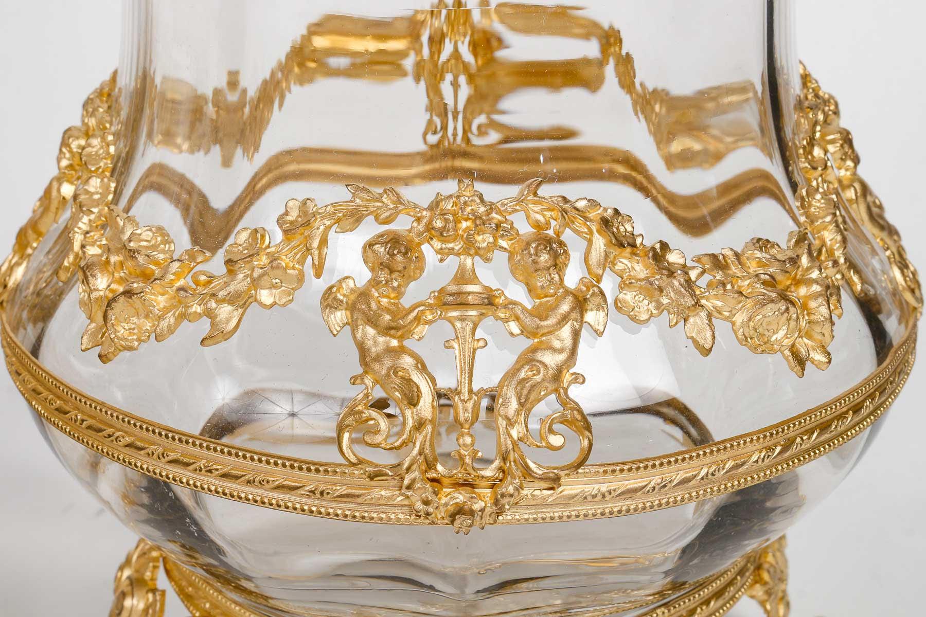 Bronze Décoration en cristal de Baccarat, monture en bronze ciselé et doré, 19e siècle.  en vente