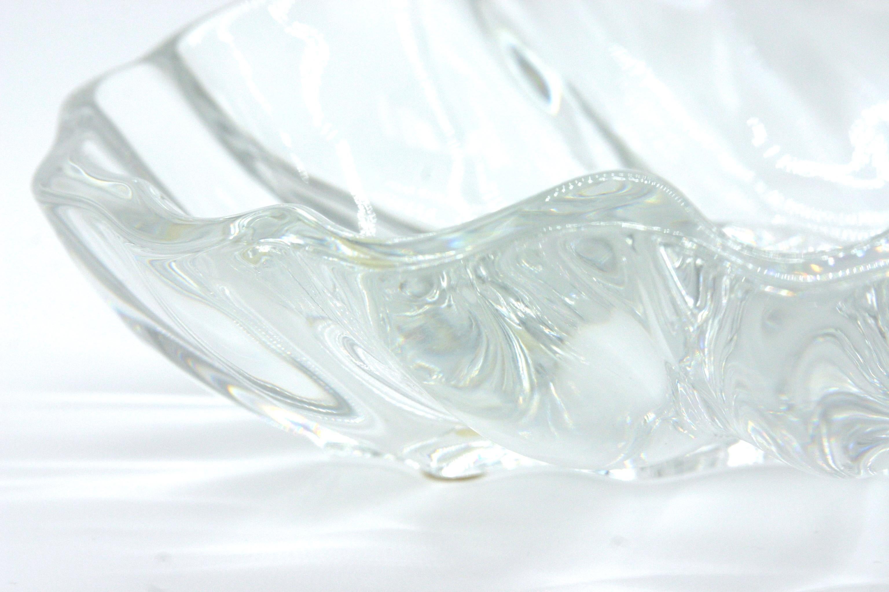 20ième siècle Centre de table décoratif en cristal de Baccarat en vente