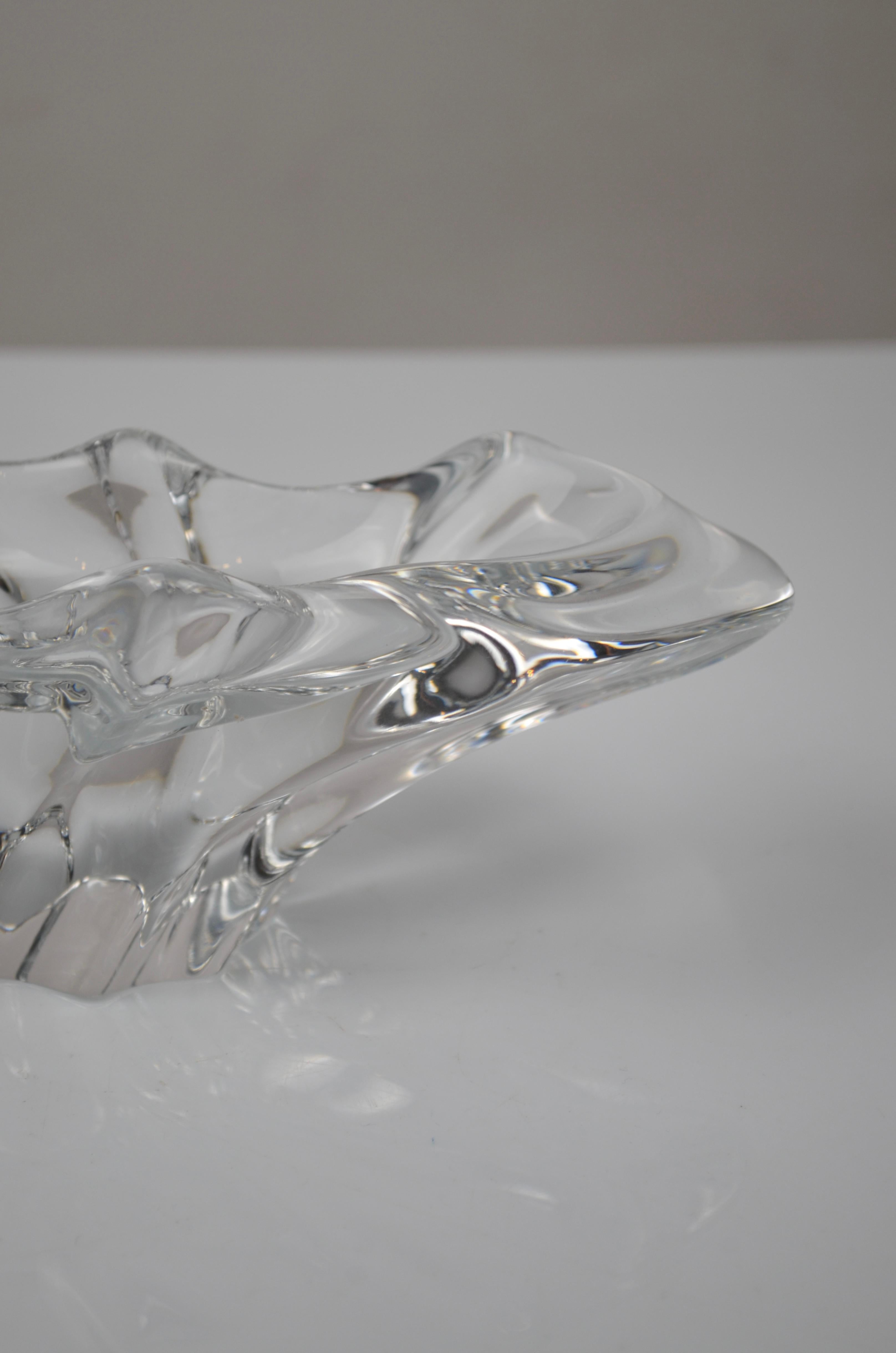 Baccarat Kristallschale / Dekorative Schale, Frankreich, signiert im Angebot 3