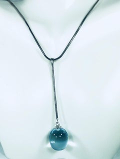 Baccarat-Kristall-Tropfen-Anhänger und Sterlingsilber-Lariat-Halskette