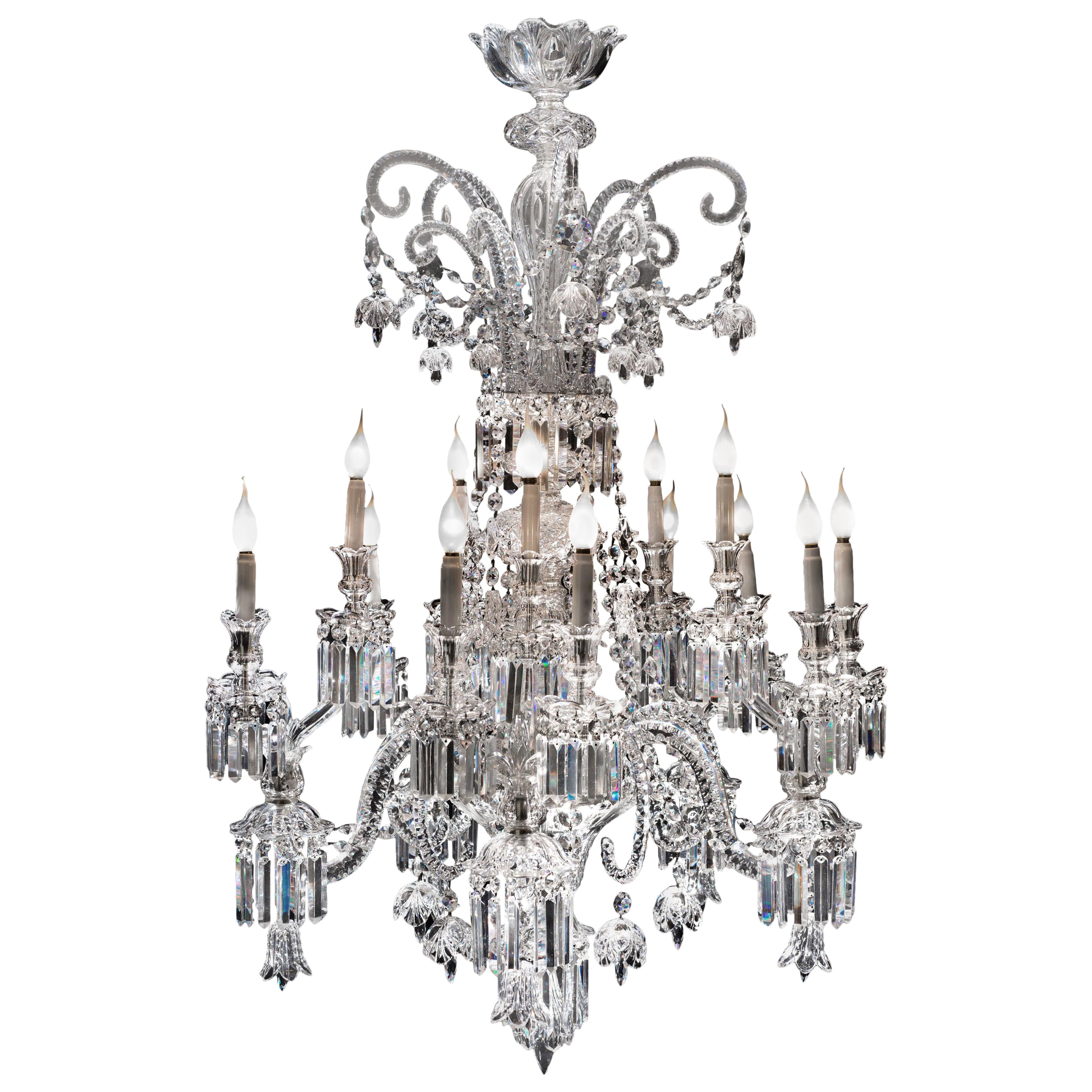 Lustre exceptionnel en cristal de Baccarat, France, début du XIXe siècle en vente