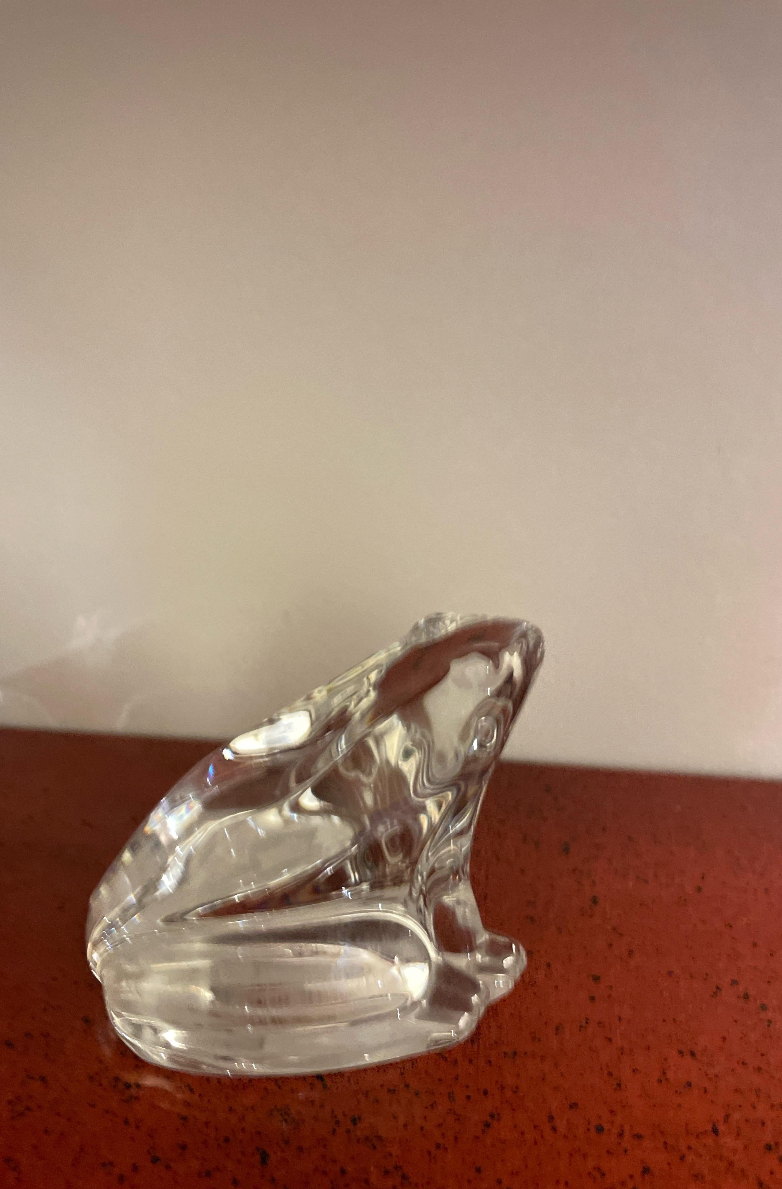 Figurine de grenouille en cristal de Baccarat Bon état - En vente à West Palm Beach, FL