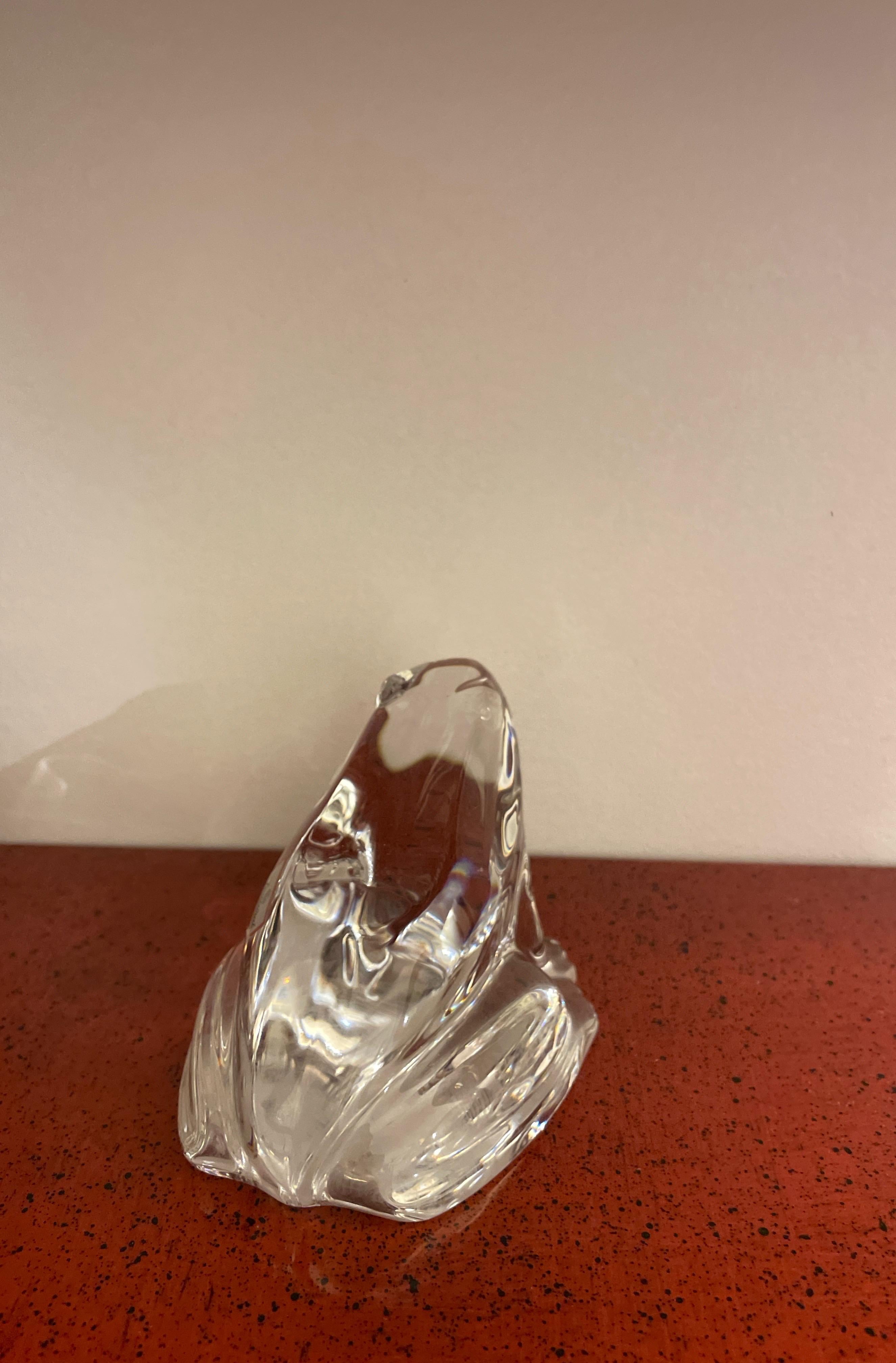 20ième siècle Figurine de grenouille en cristal de Baccarat en vente