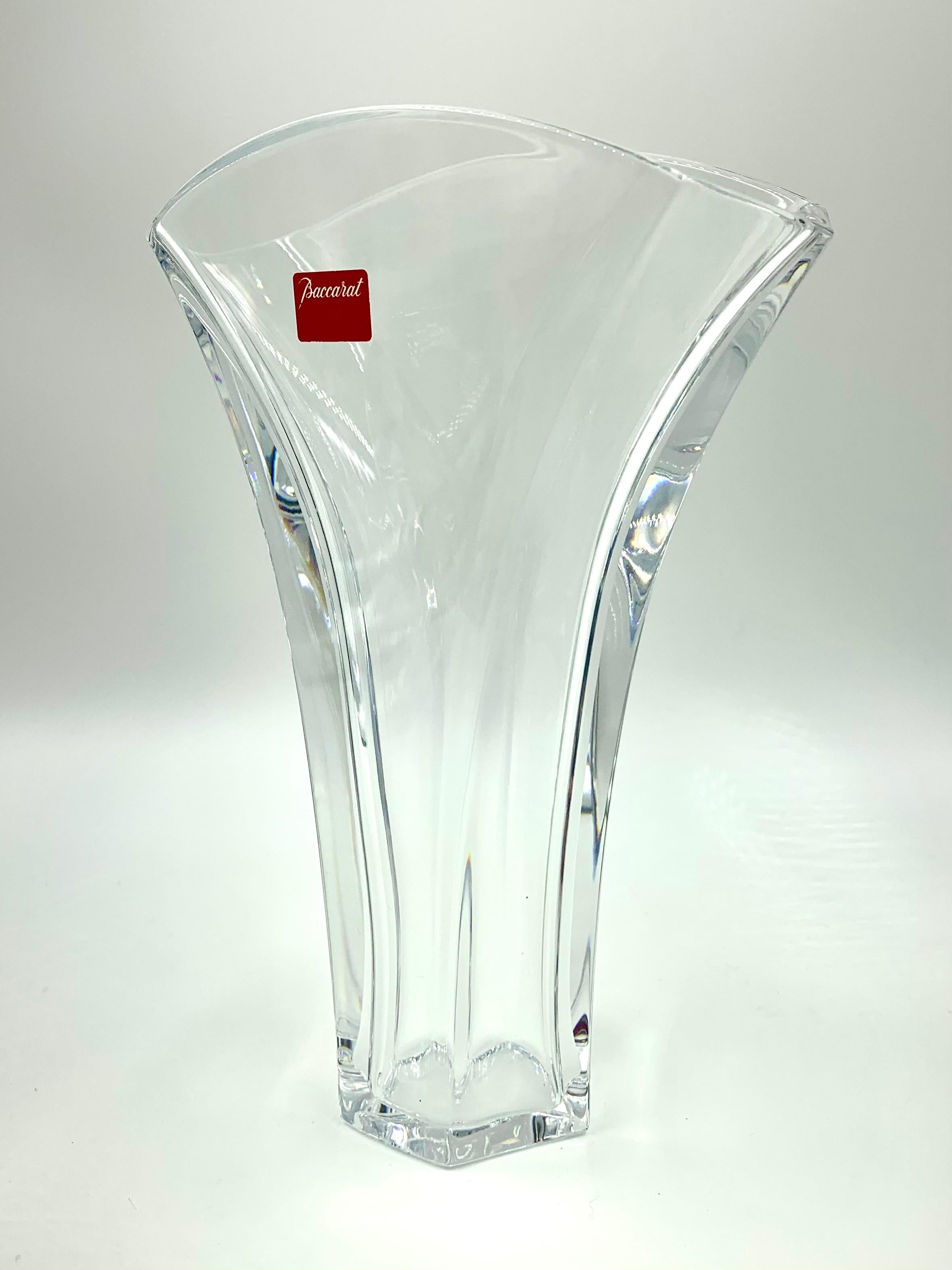 baccarat gingko vase