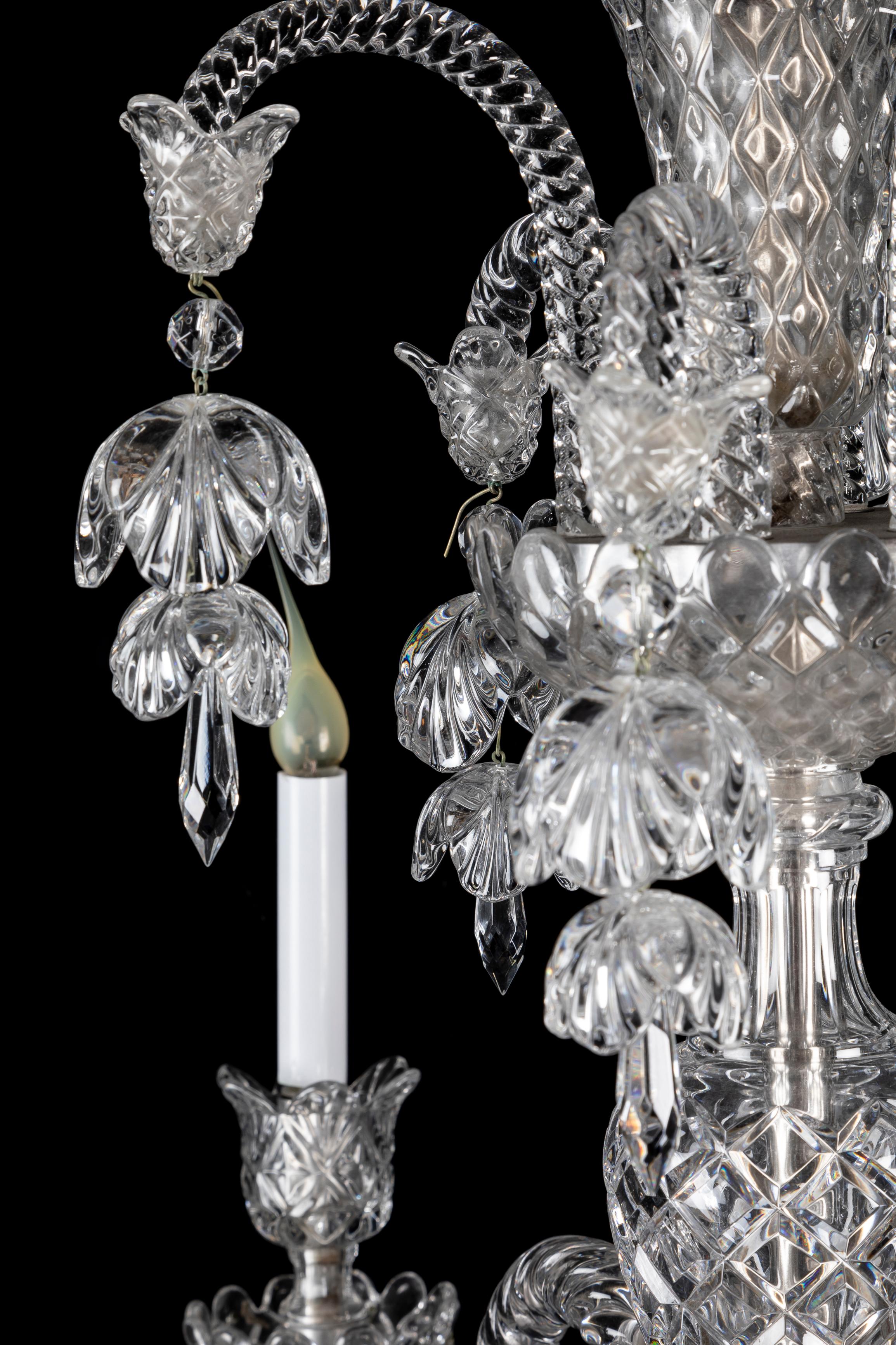 Lustre de style Louis XVI en cristal de Baccarat en vente 3
