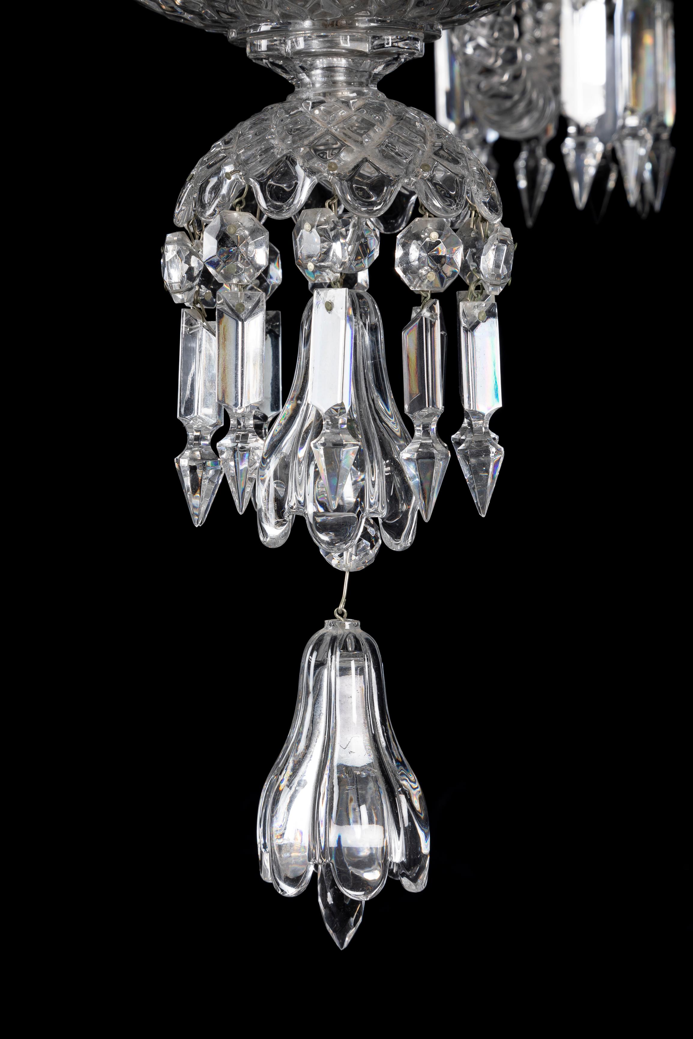 Lustre de style Louis XVI en cristal de Baccarat en vente 9