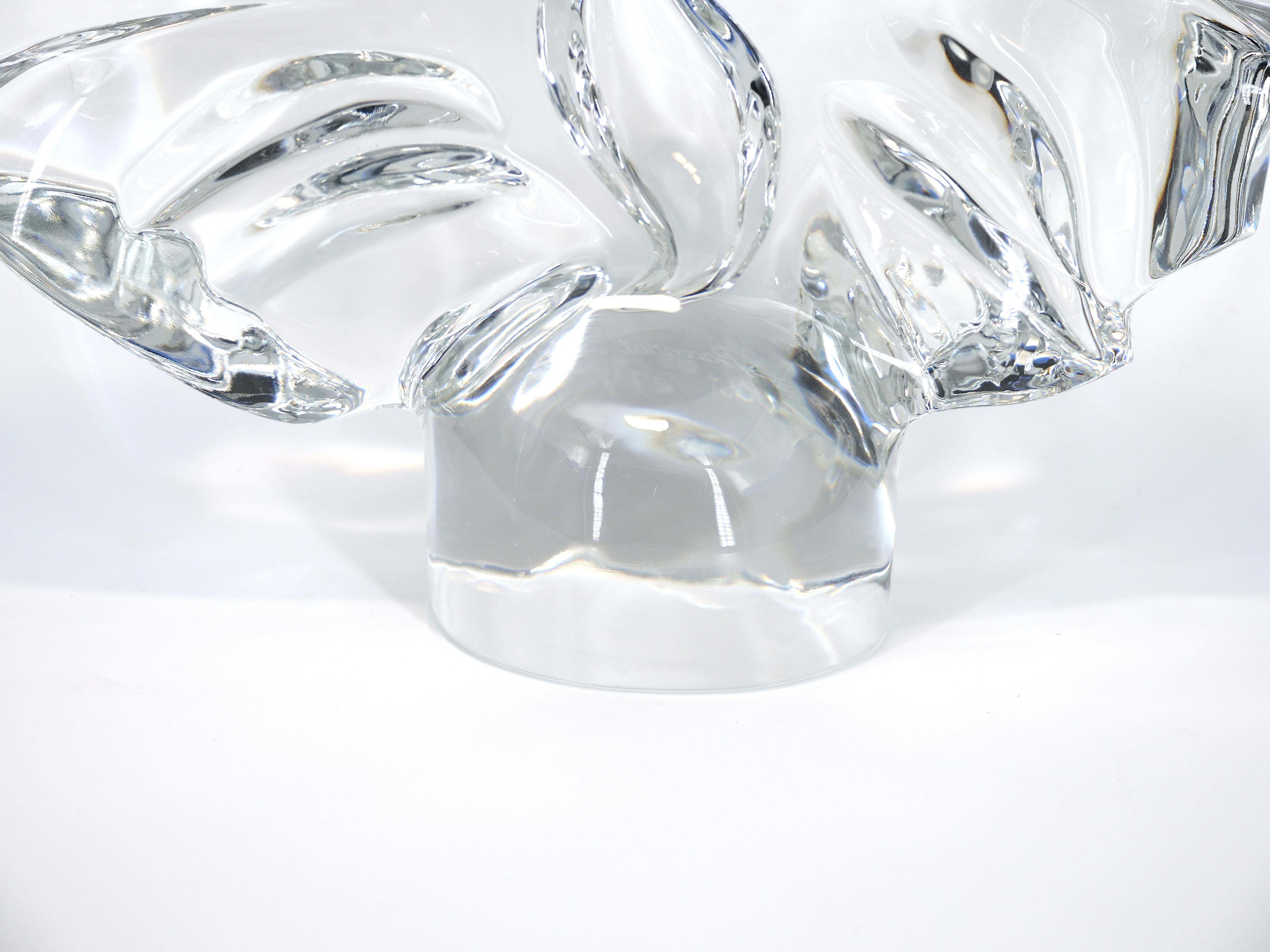 Fait main Sculpture de centre de table paon en cristal de Baccarat en vente