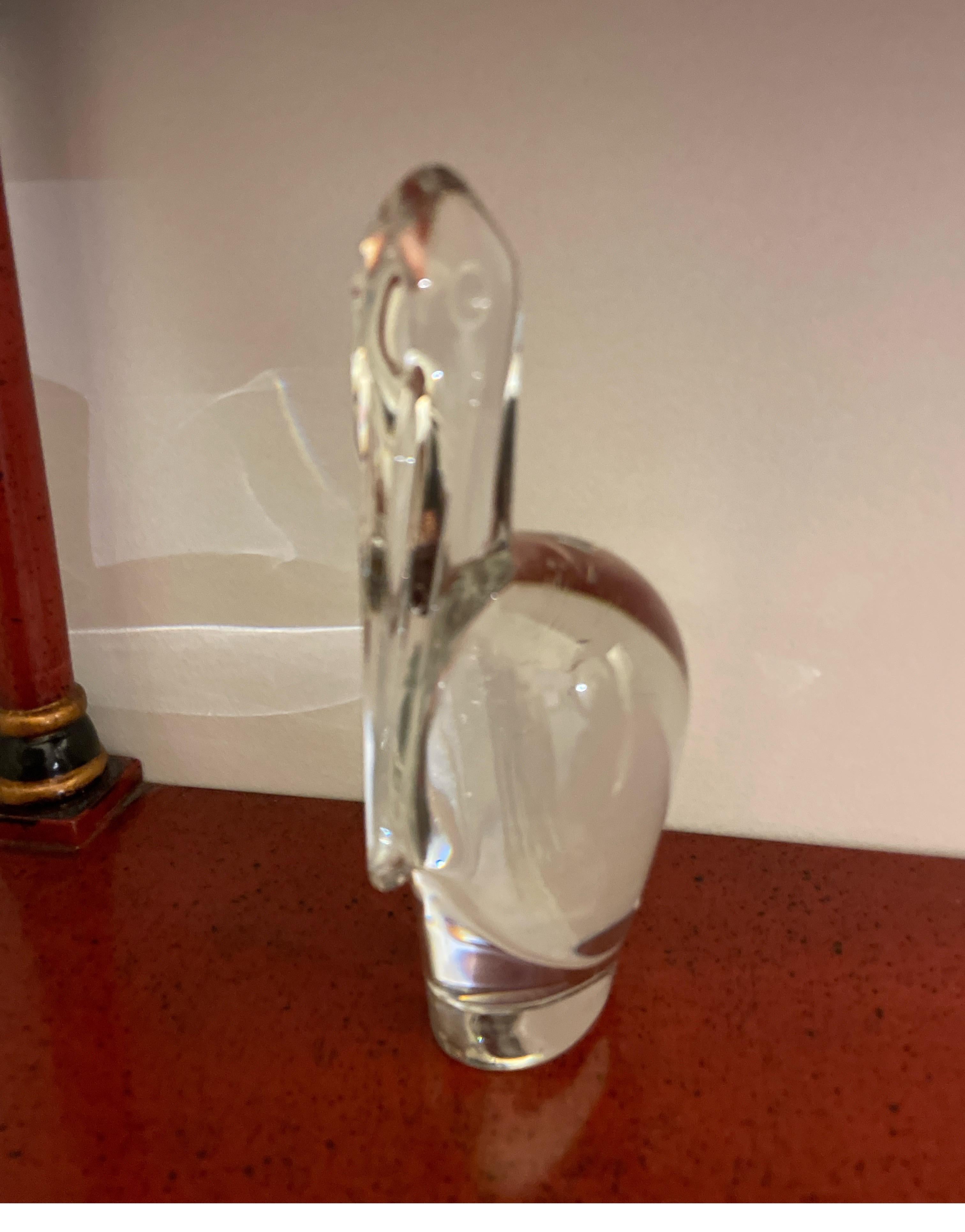 Presse-papier en cristal de Baccarat Figurine Pélican.