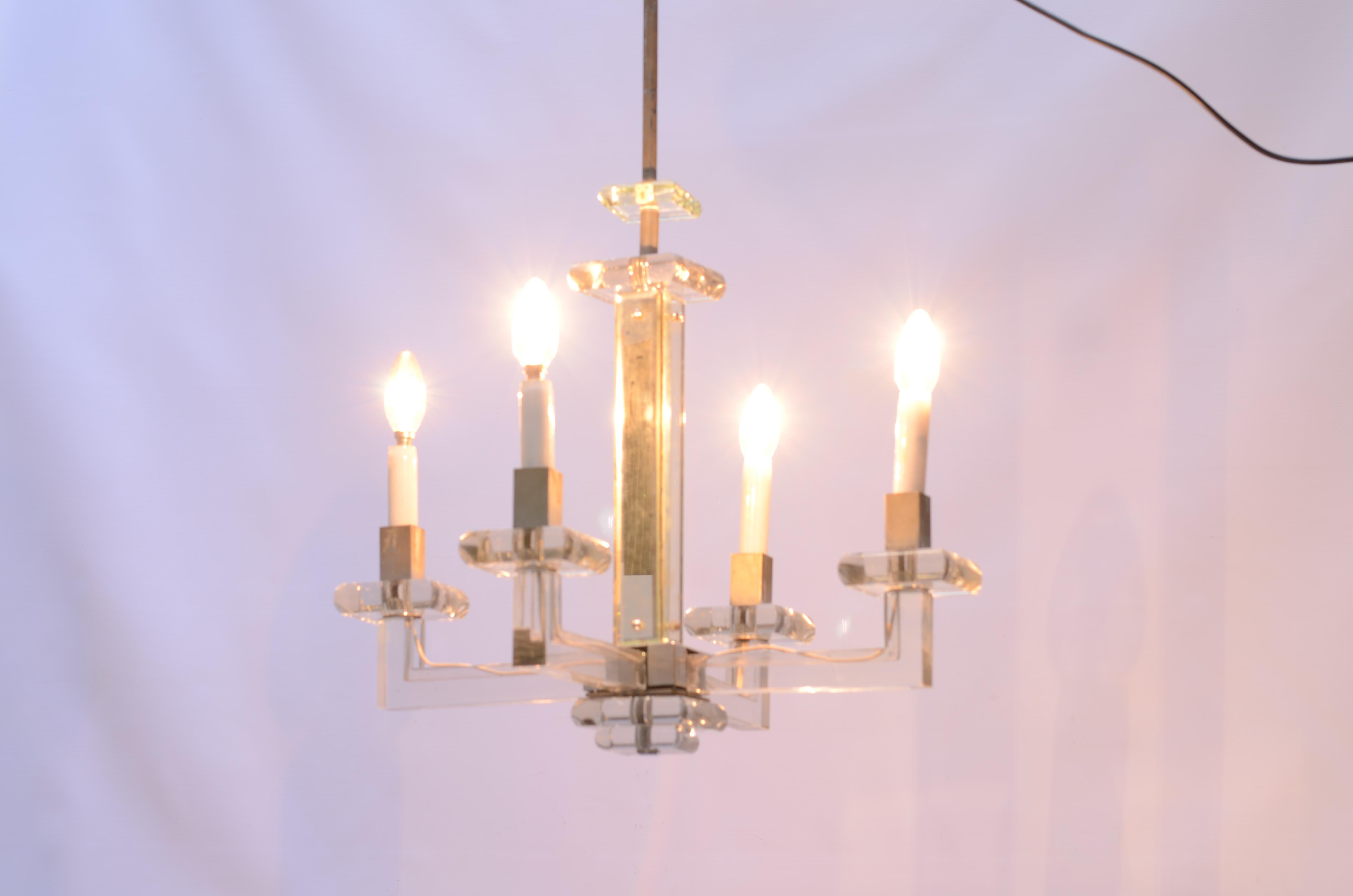 Baccarat crystal pendant attributed to Jacques Adnet In Good Condition For Sale In Ciudad Autónoma Buenos Aires, C