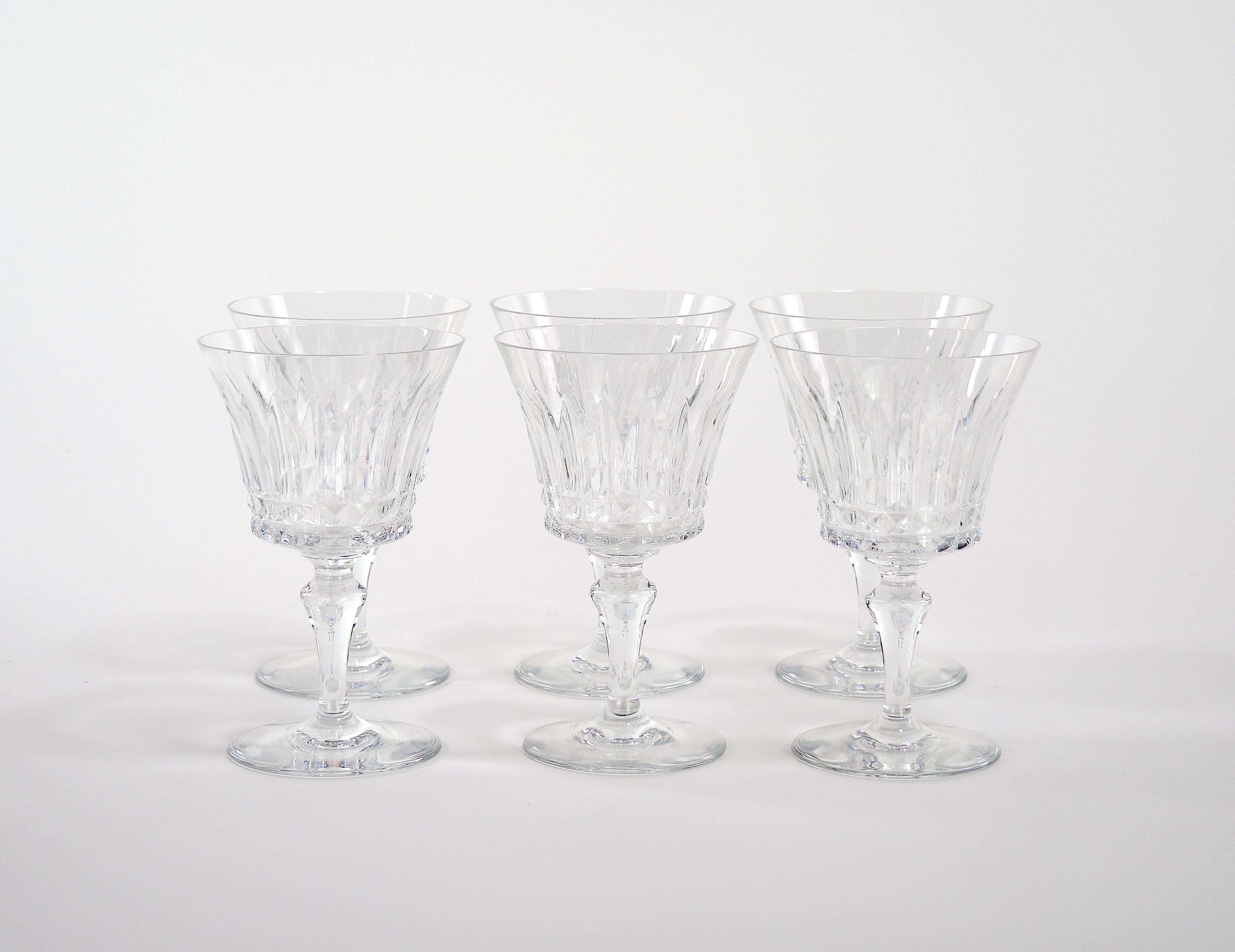 Hand-Crafted Baccarat Crystal Tableware / Barware Service / 12 People For Sale