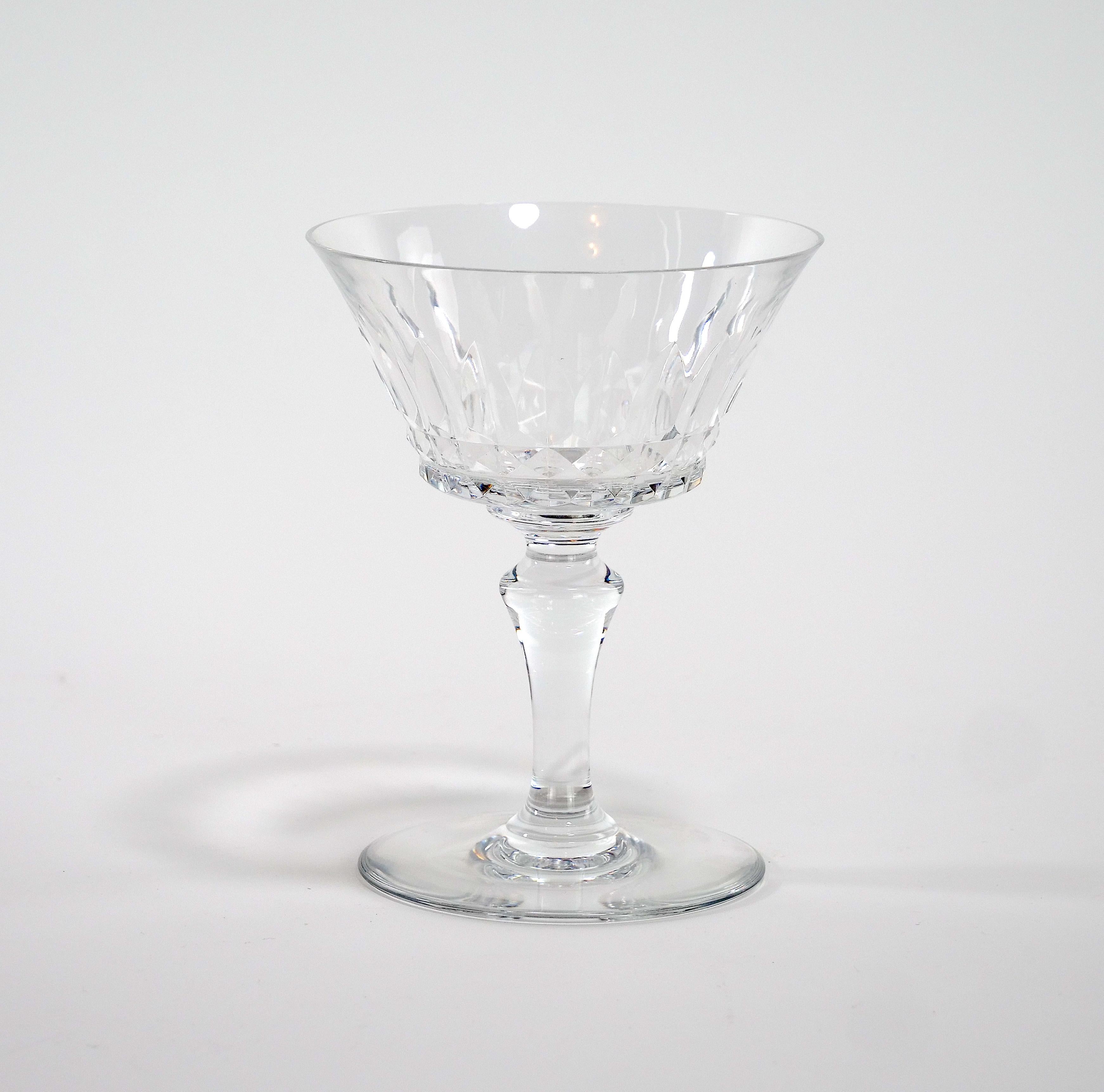 Service de table / vaisselle de bar cristal Baccarat / 12 personnes en vente 1