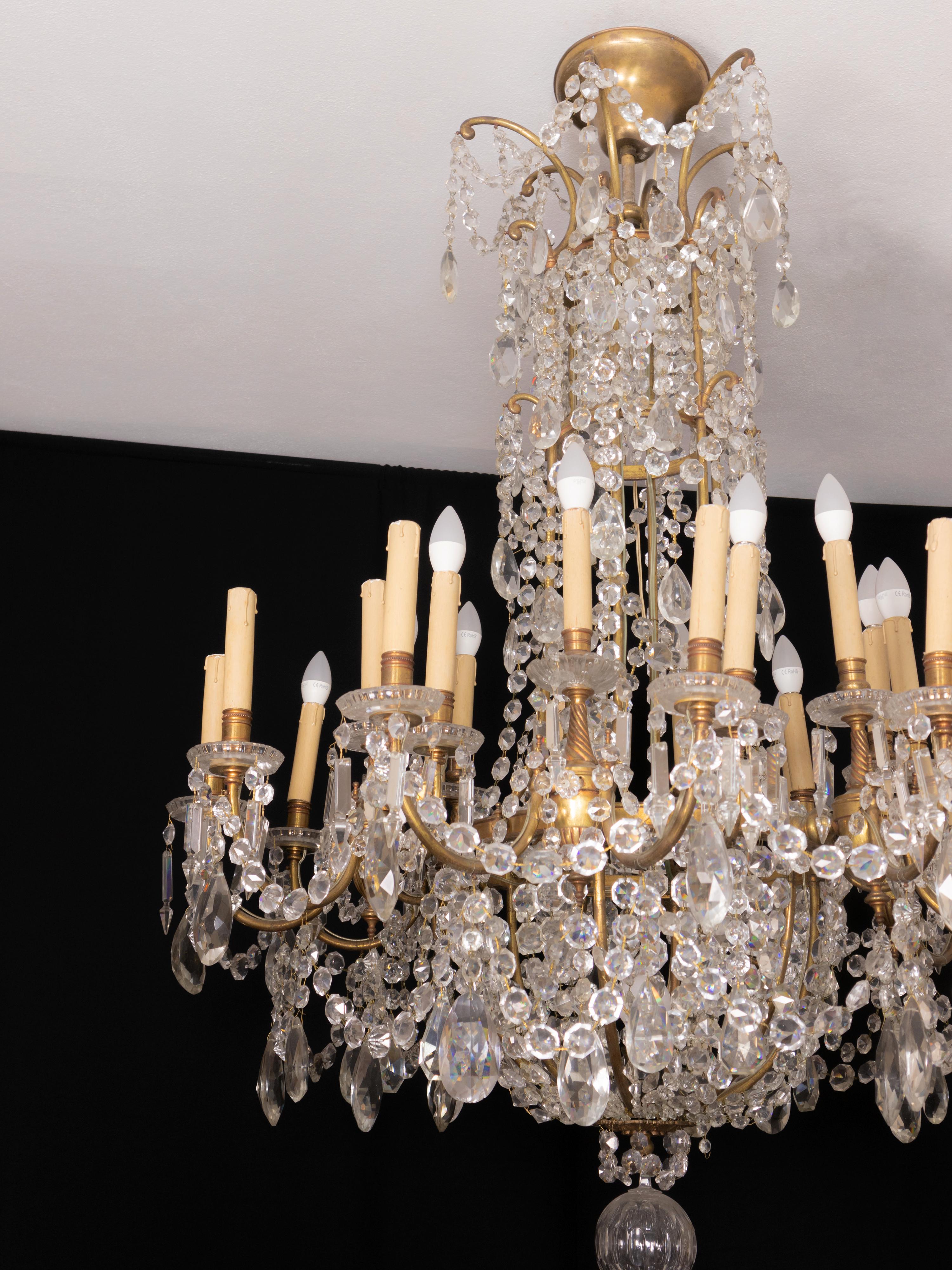 Baccarat Crystal 24 light Chandelier en venta 5