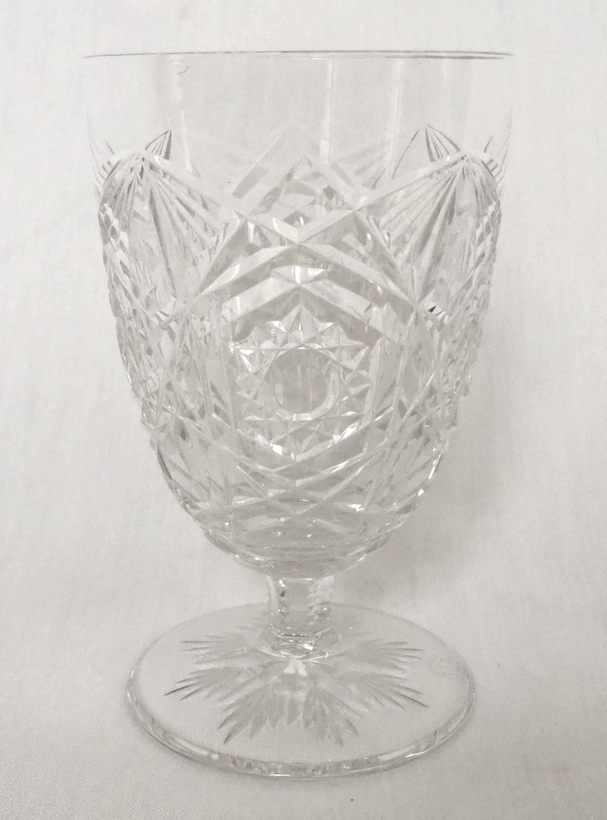 Small Baccarat crystal vase, famous Lagny pattern, one of the most luxurious model the crystal maker ever designed : a deeply cut Art Deco style pattern, base cut with a sophisticated star.

Lagny is listed in 1933 tableware catalog. It is a