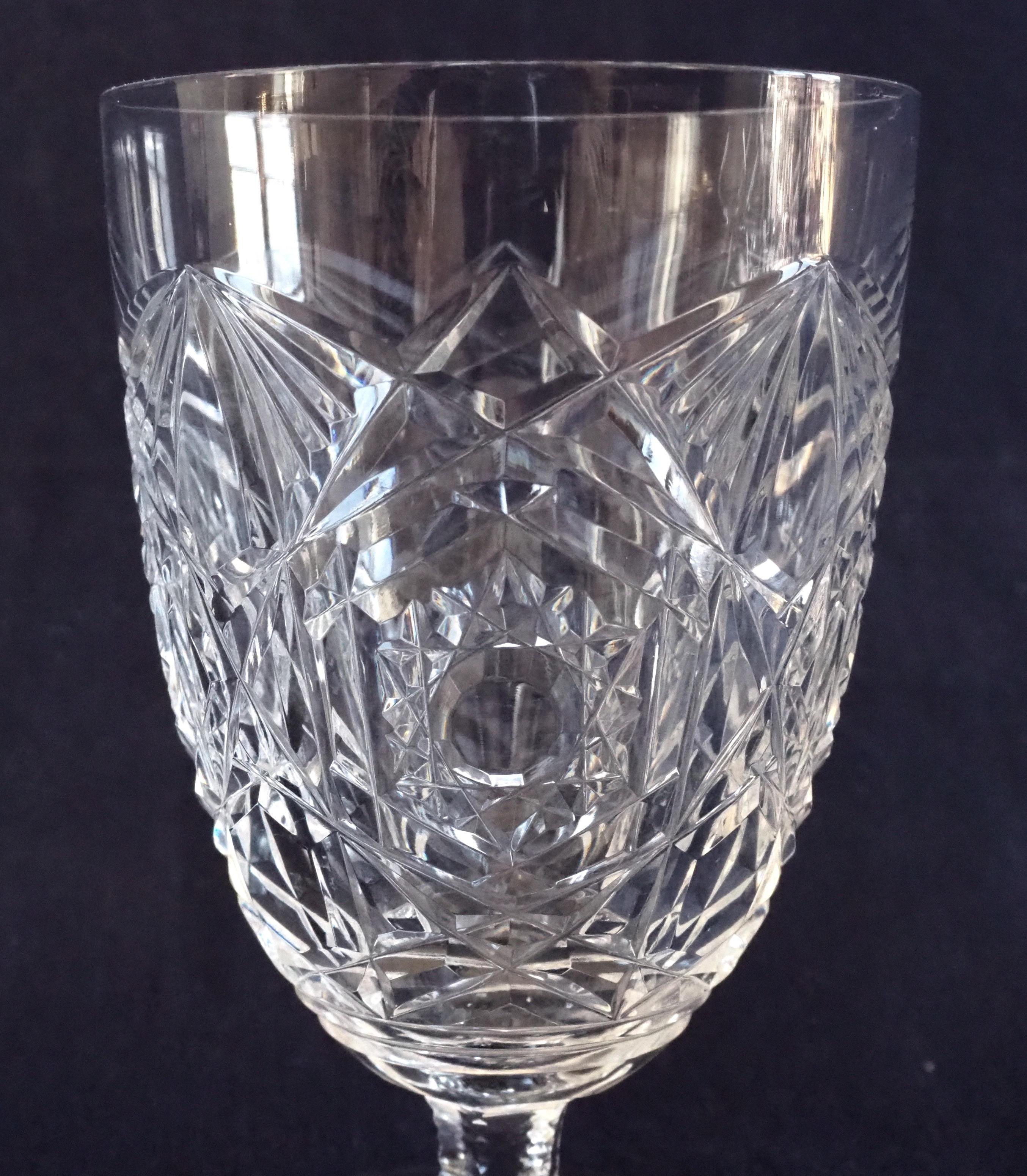 Baccarat Crystal Vase, Clear Cut Crystal, Lagny Pattern, Signed In Excellent Condition In GRENOBLE, FR
