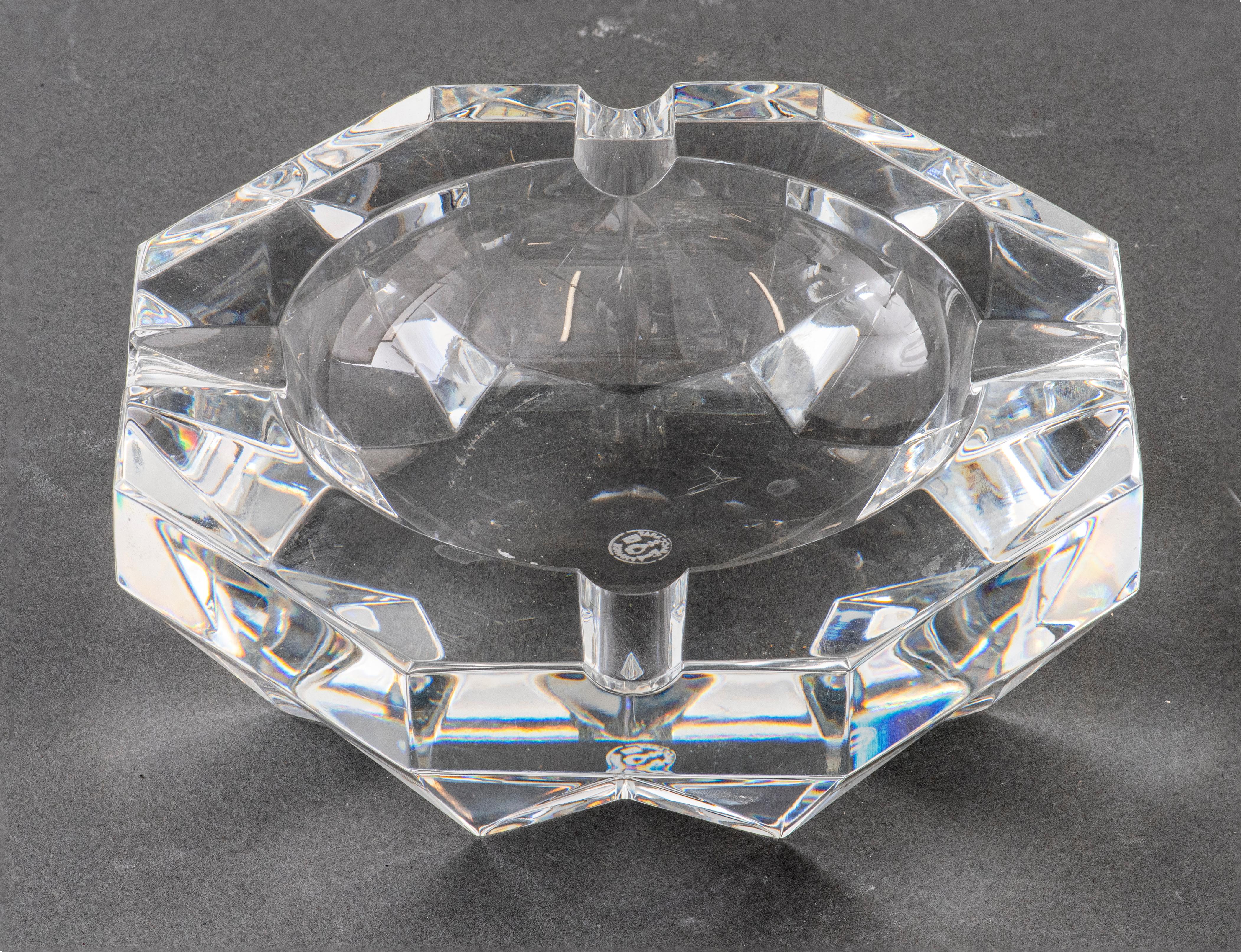 Vide poche en cristal de Baccarat, fabriqué en France, marqué 