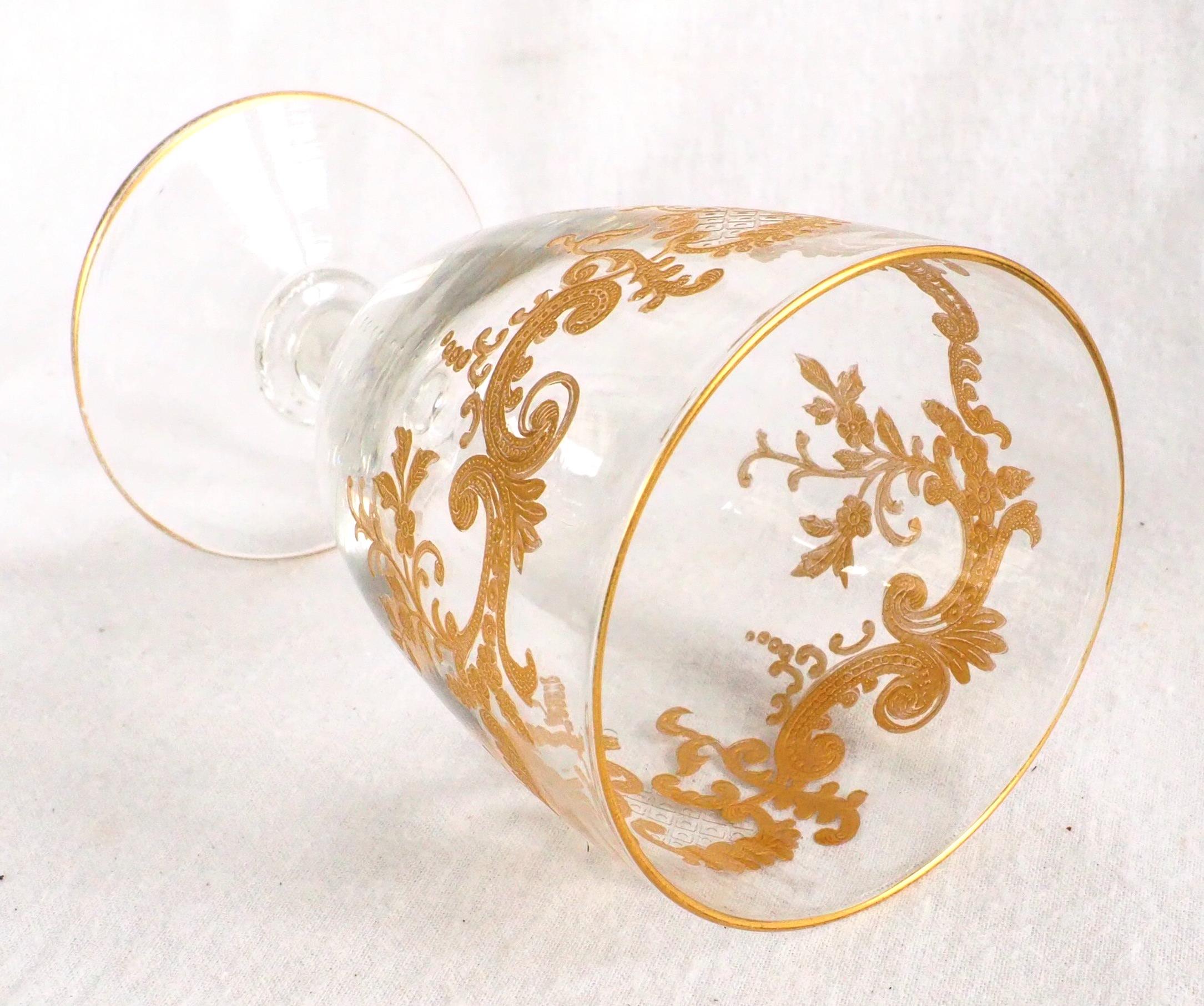 Baccarat Kristall Wasserglas, Klarer Kristall veredelt mit Feingold im Zustand „Gut“ im Angebot in GRENOBLE, FR