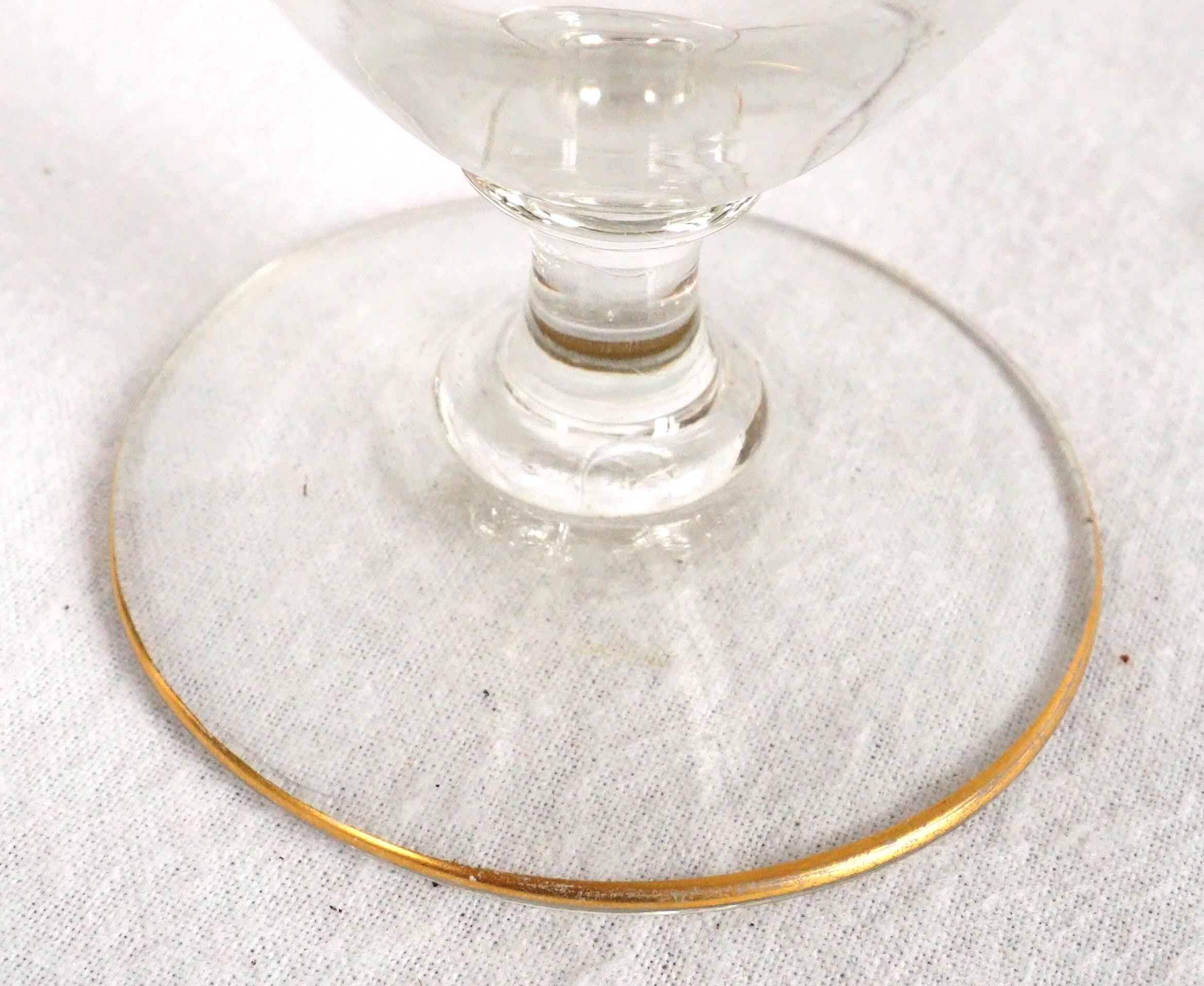 Baccarat Kristall Wasserglas, Klarer Kristall veredelt mit Feingold im Angebot 2
