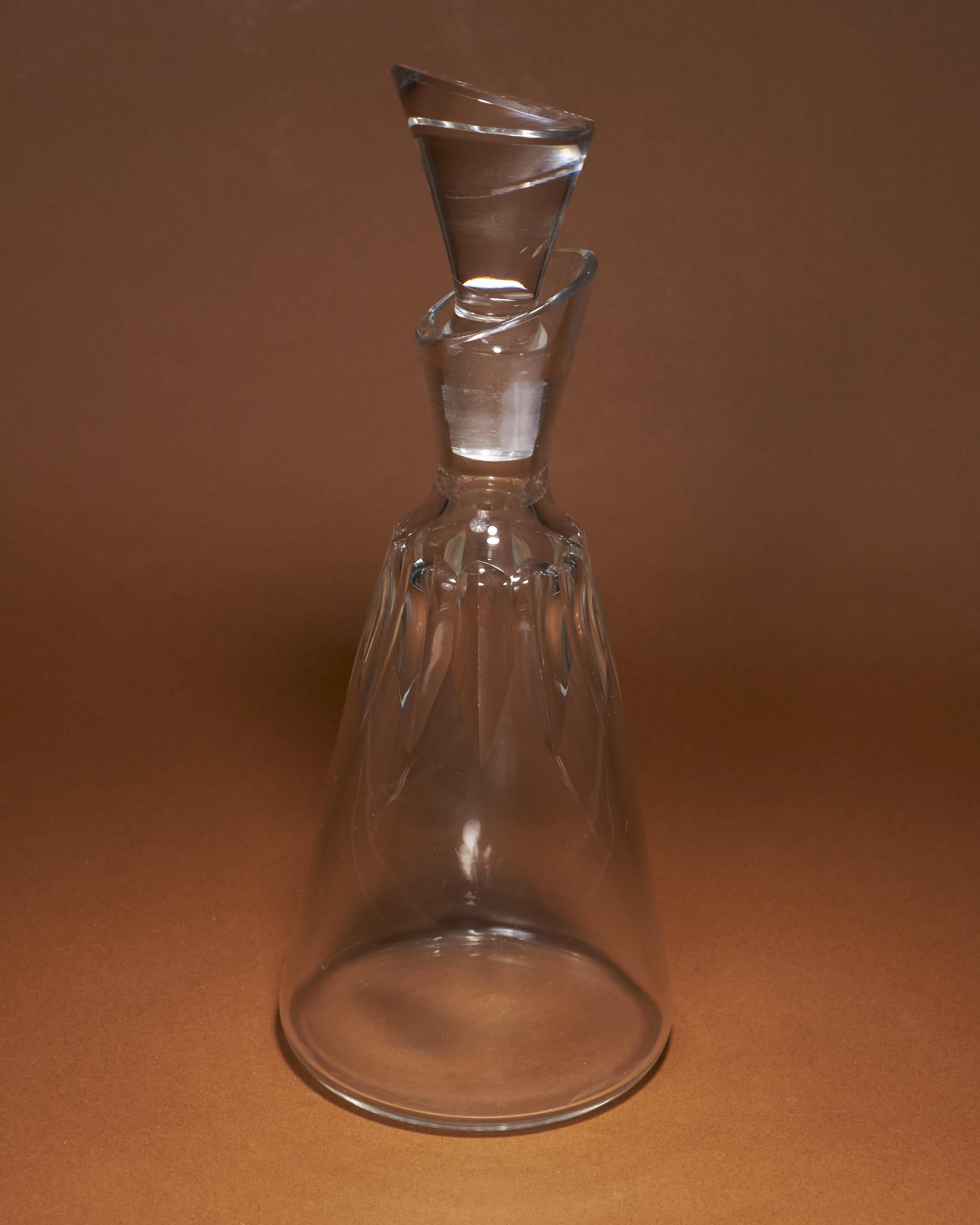 Decantador de vino de cristal de Baccarat, años 60 siglo XX en venta