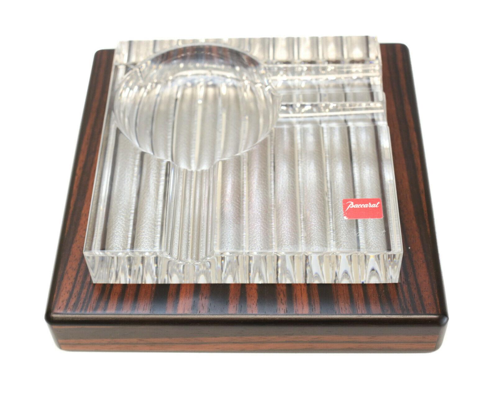 Baccarat Cut Glass and Striped Ebony Wood Ashtray in Havana In Good Condition For Sale In Pasadena, CA