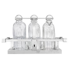 Station de boissons Baccarat de Jacques Adnet