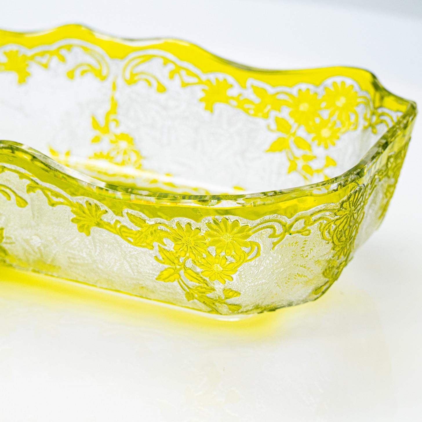 Baccarat Egelantier Muster Limon Gelb Säure geätzt Schale, 1900, Frankreich (Art nouveau) im Angebot