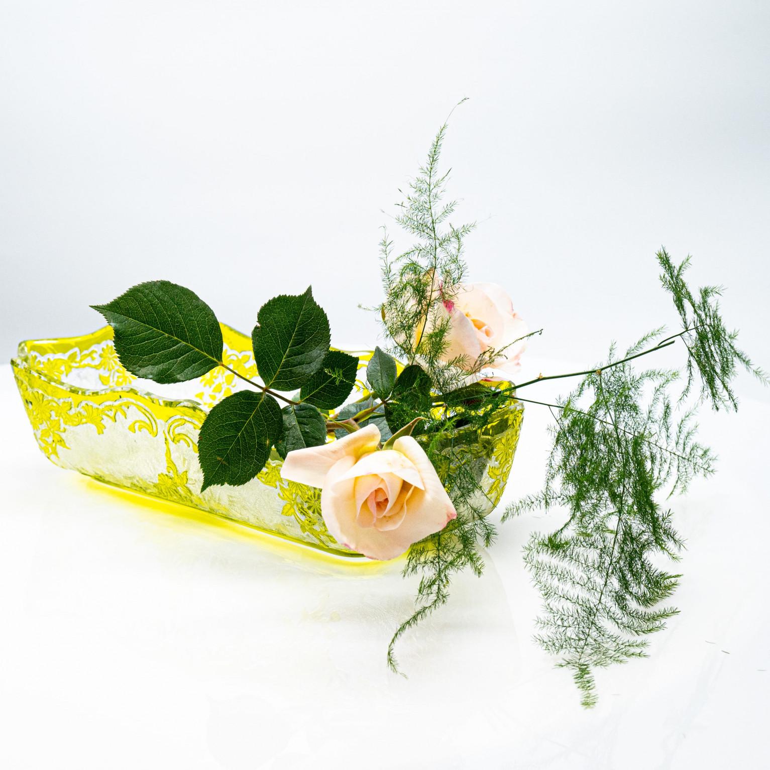 Baccarat Egelantier Muster Limon Gelb Säure geätzt Schale, 1900, Frankreich im Zustand „Gut“ im Angebot in Rijssen, NL