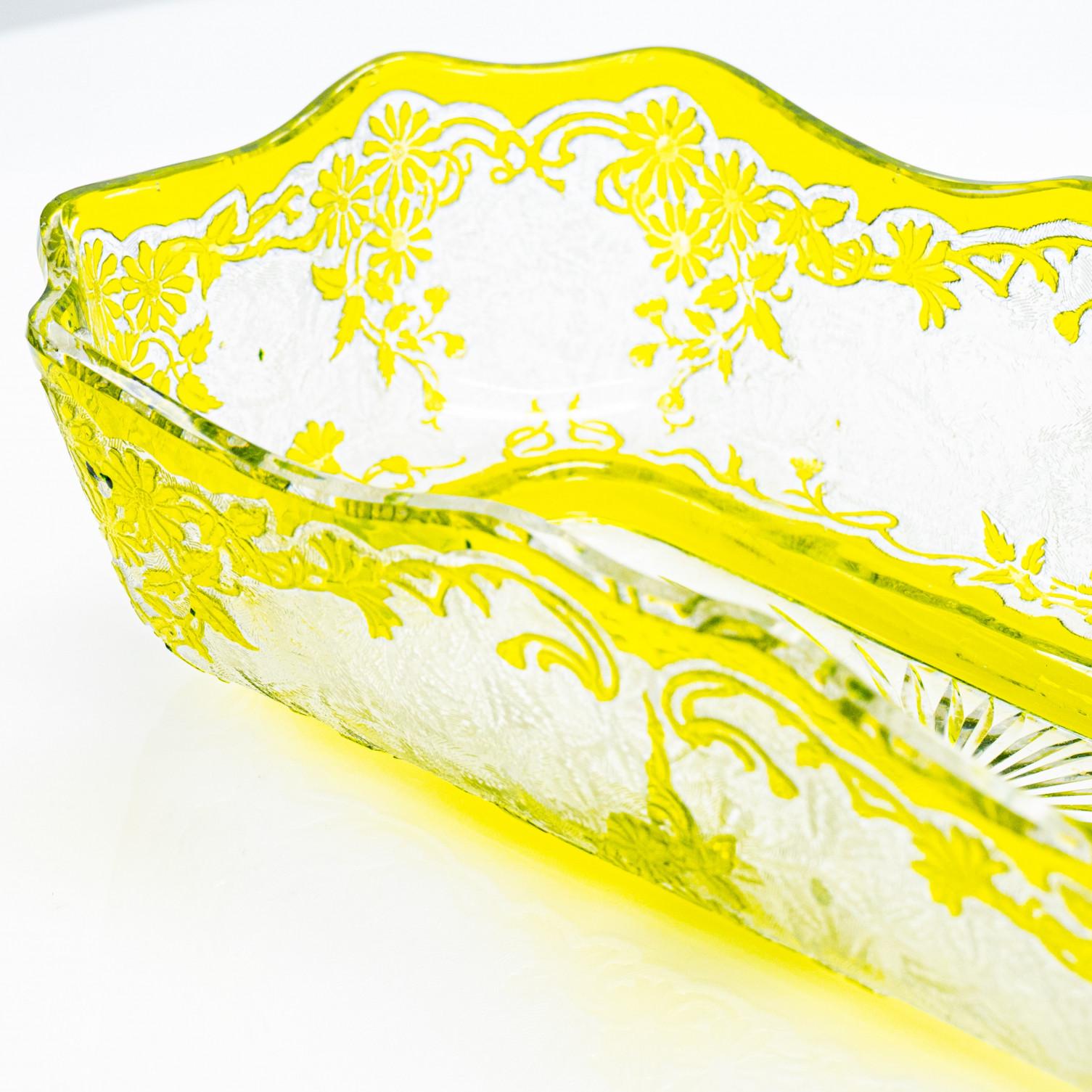 Baccarat Egelantier Muster Limon Gelb Säure geätzt Schale, 1900, Frankreich (Frühes 20. Jahrhundert) im Angebot