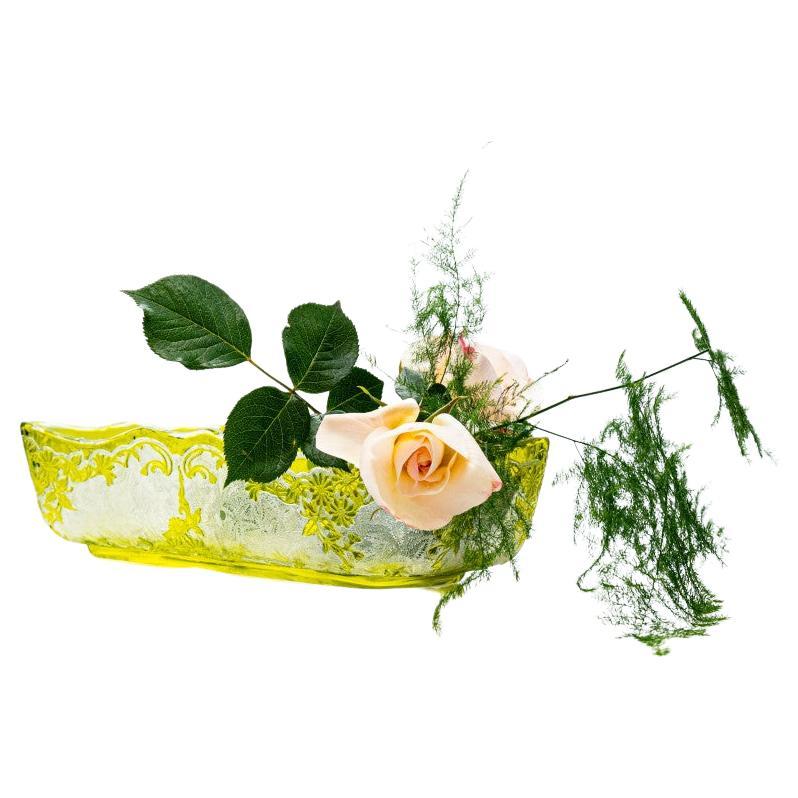 Baccarat Cuenco Grabado al Ácido Amarillo Limón Patrón Egelantier, 1900, Francia