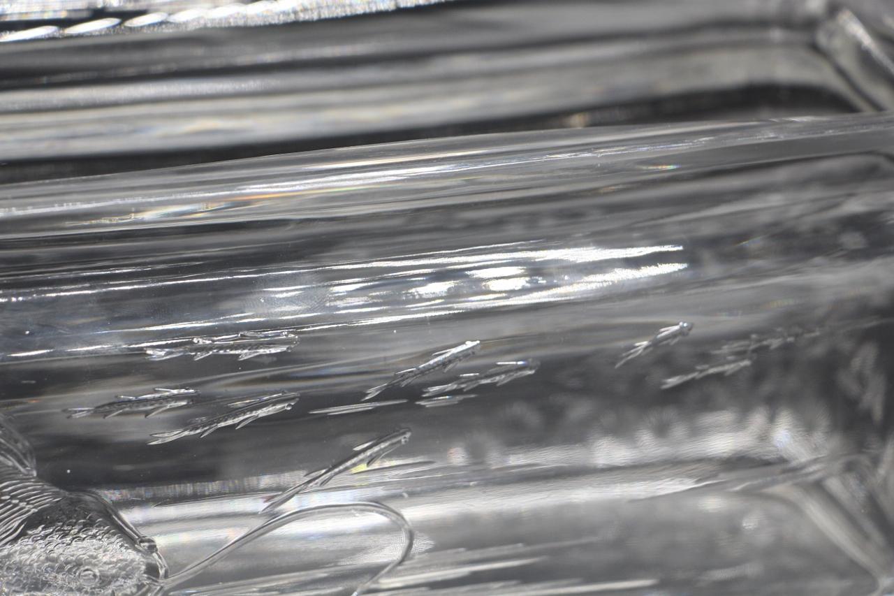 Japonisme Baccarat, jardinière en forme de poisson de l'Exposition universelle, Paris, 1878 en vente