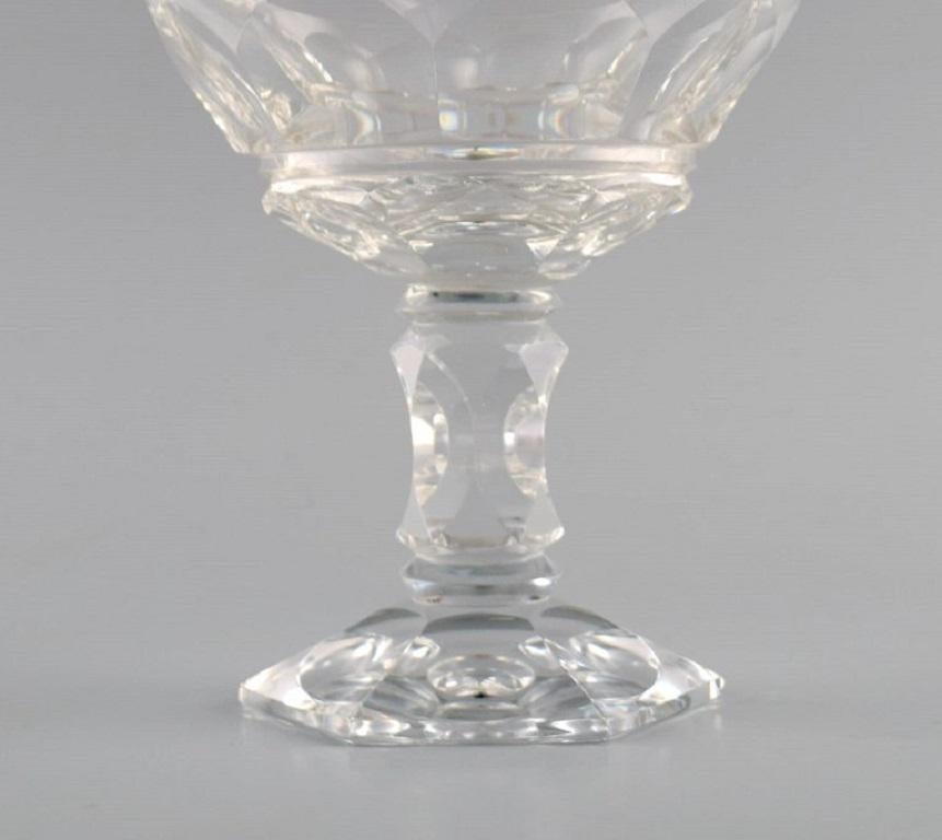 Baccarat, France, 9 Art Deco Champagne Bowls in Clear Crystal Glass For Sale 1