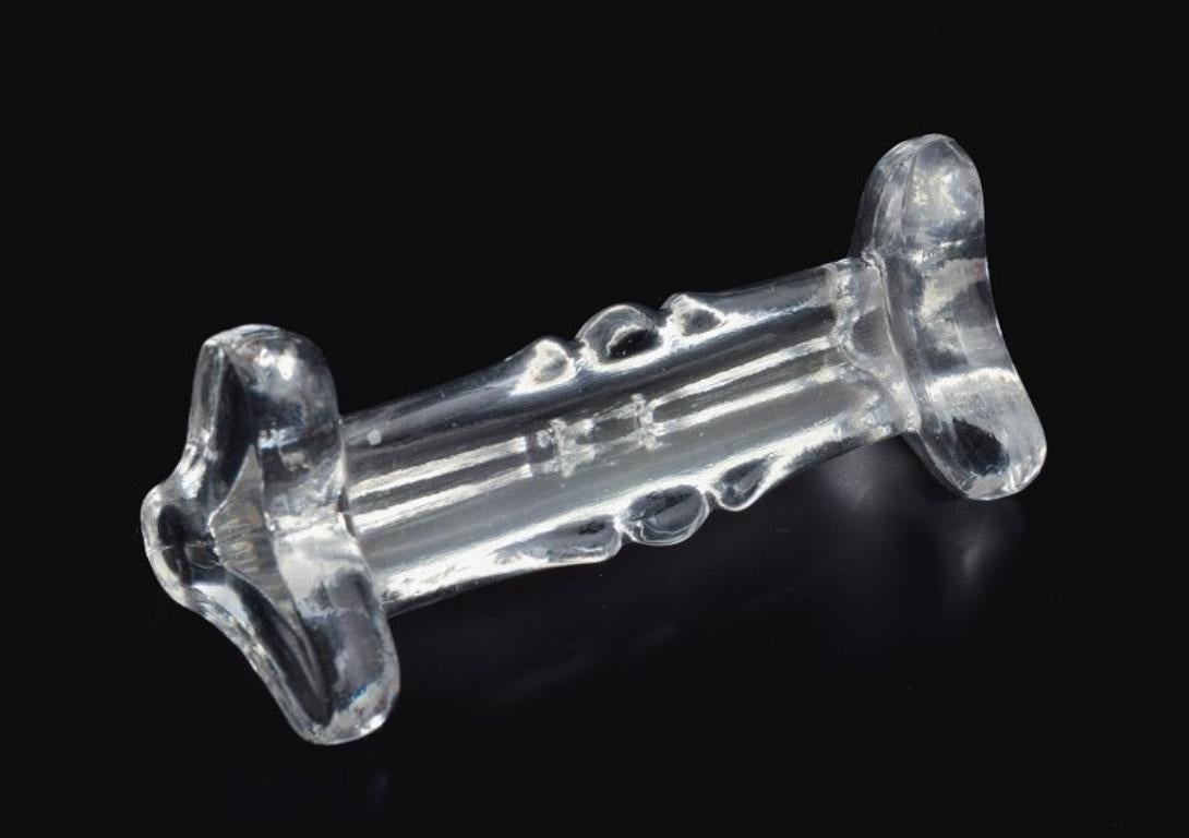 French Baccarat, France, a Set of Three Art Deco Knife Rests in Crystal Glass, 1930/40s For Sale