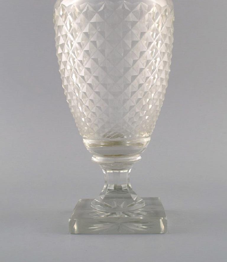 Français Baccarat, France, vase Art Déco en verre de cristal transparent, années 1930 en vente