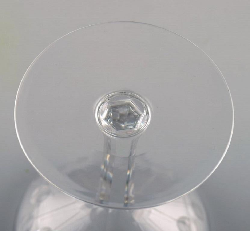 Baccarat, France. Five champagne bowls in clear mouth-blown crystal glass. In Excellent Condition In Copenhagen, DK
