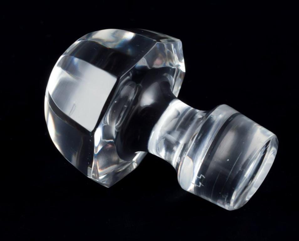 Metà XX secolo Baccarat, Francia. Decanter per vino 