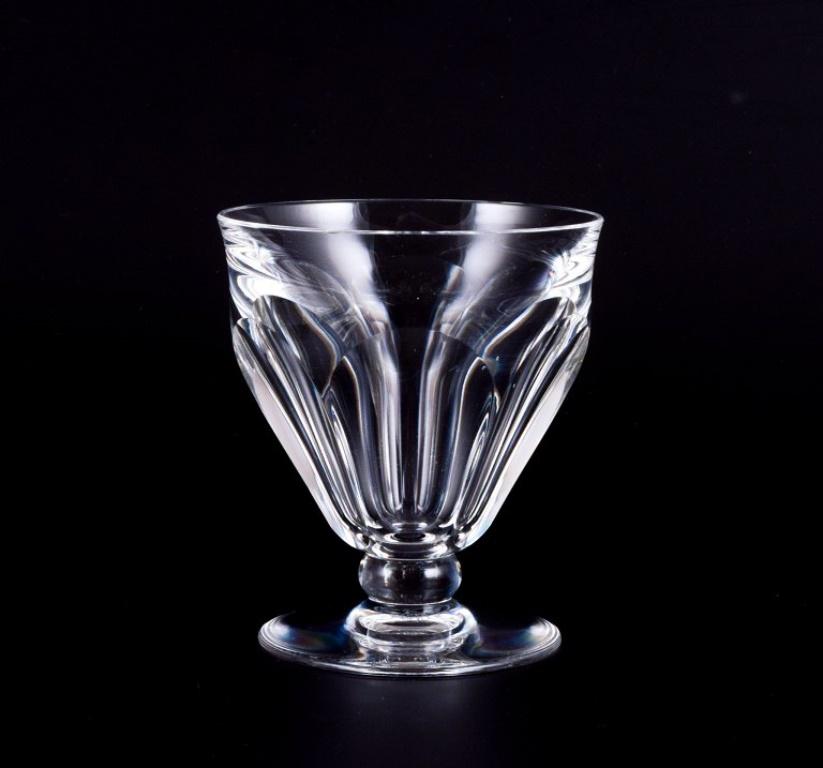 French Baccarat, France. Set of four Art Deco white wine glasses in crystal glass For Sale