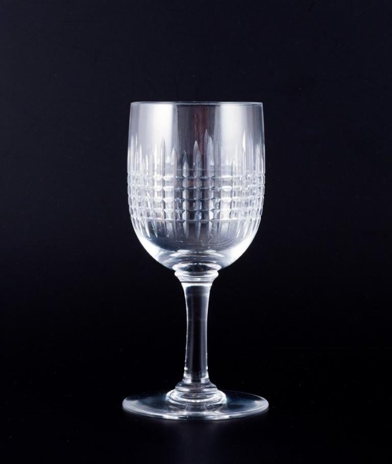 Français Baccarat, France. Ensemble de sept verres à vin rouge « Nancy » en verre de cristal transparent en vente