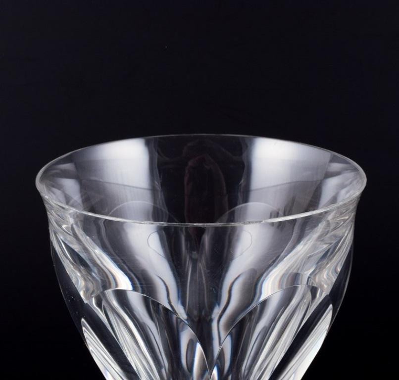 Baccarat, France. Set of three Art Deco red wine glasses in crystal glass In Excellent Condition For Sale In Copenhagen, DK