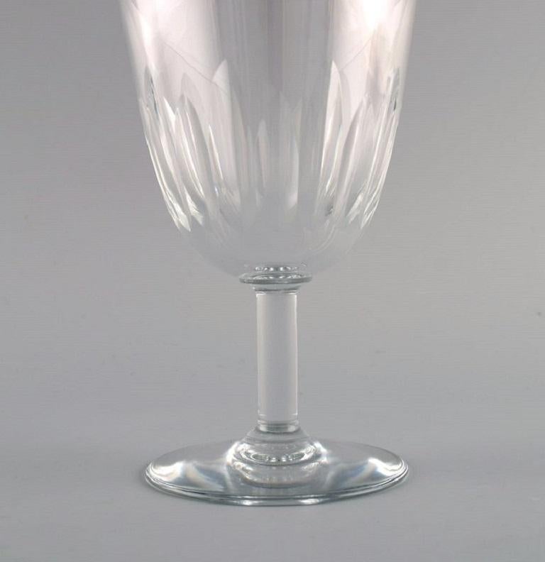 Mid-20th Century Baccarat, France, Six Art Deco Red Wine Glasses in Clear Crystal Glass For Sale