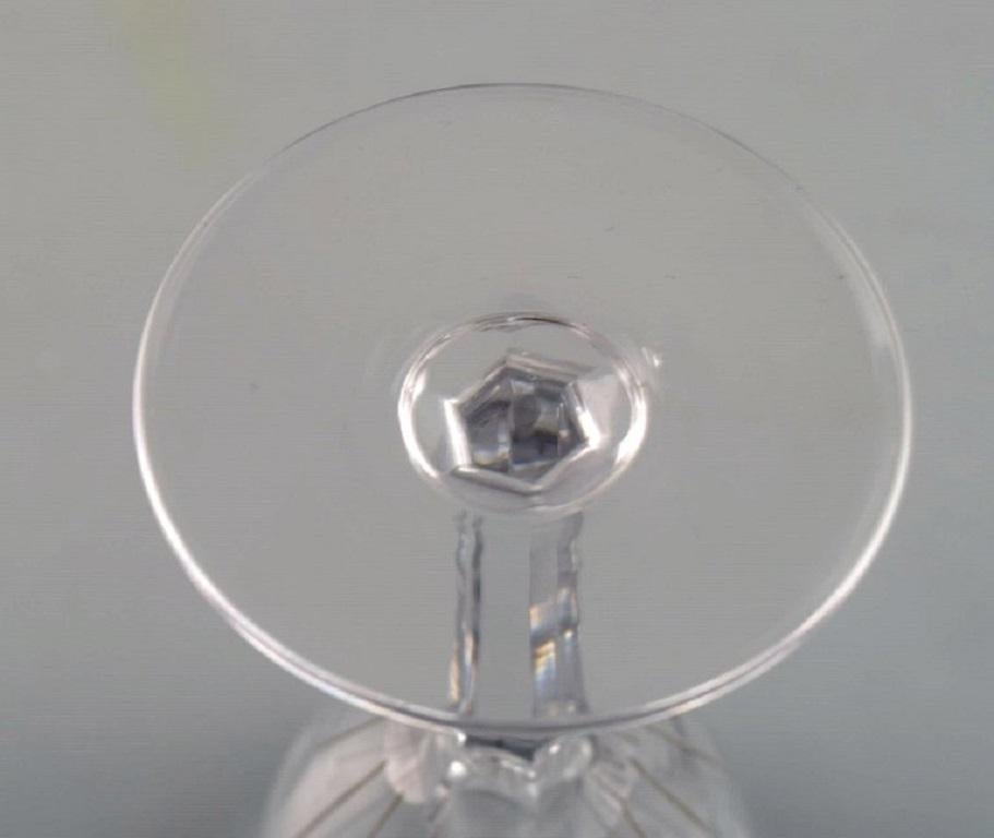 Baccarat, France, Six Glasses in Clear Mouth-Blown Crystal Glass, Mid-20th C. For Sale 4