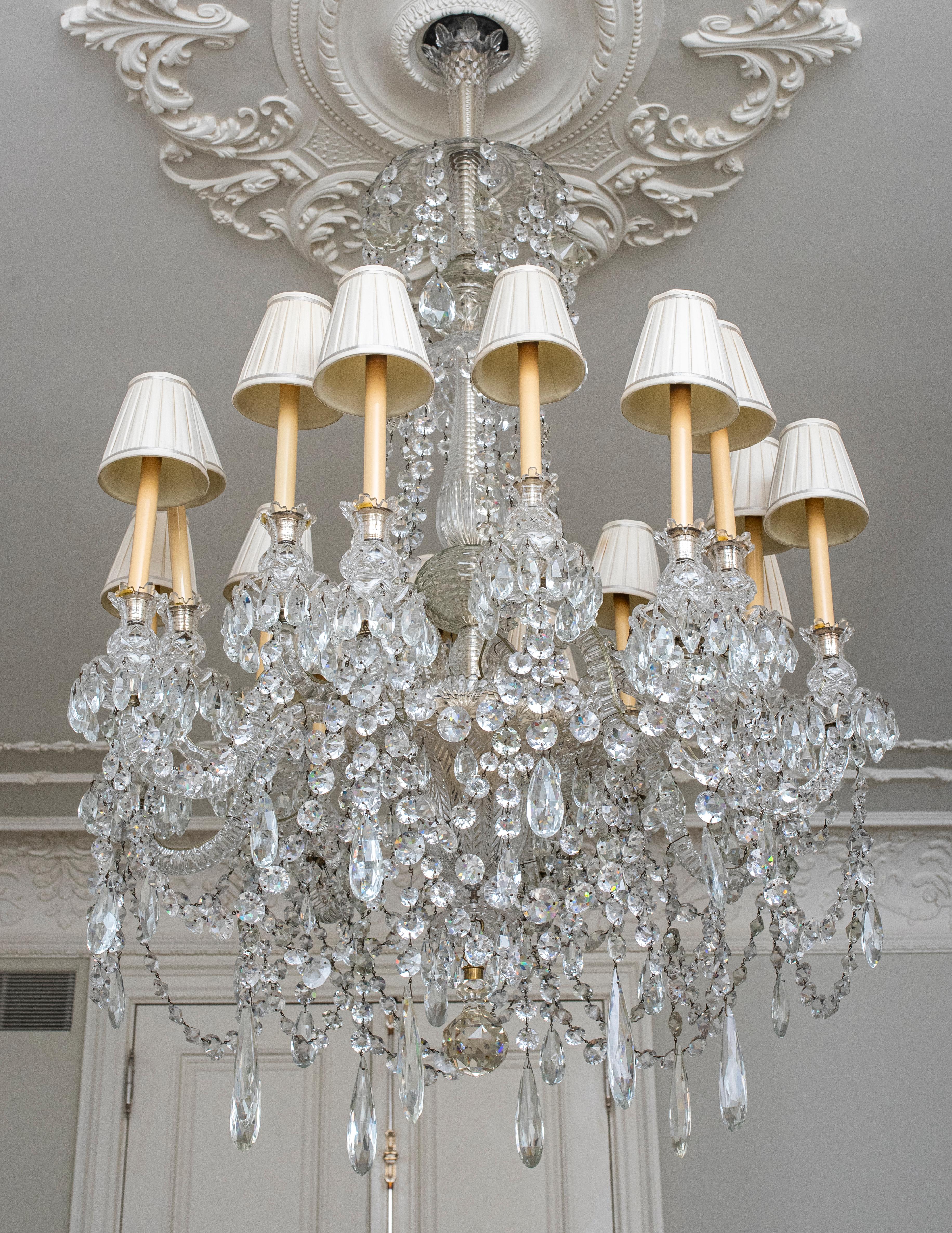 Baccarat French Crystal Chandelier In Good Condition In New York, NY