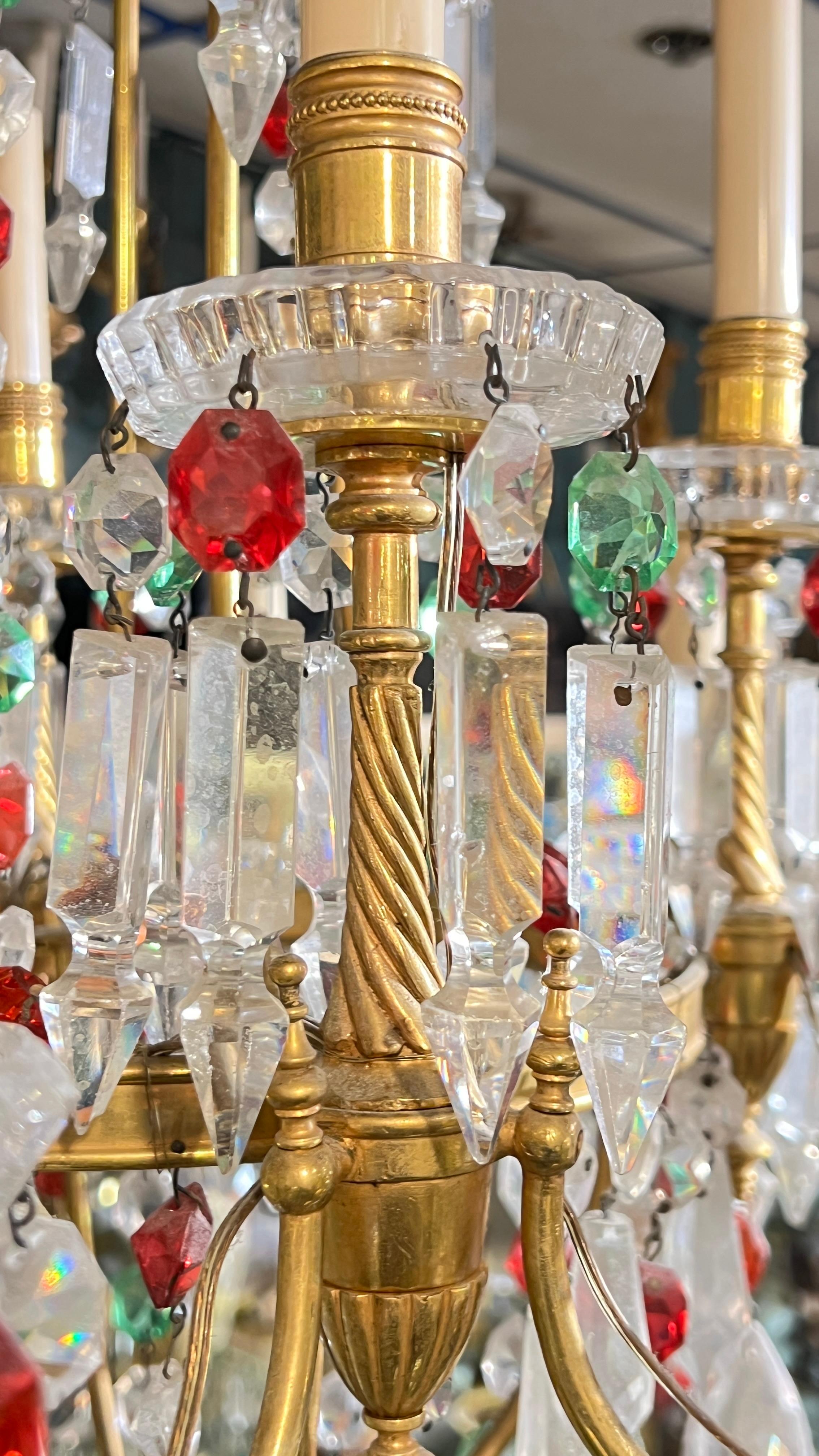 Araña de 8 luces de bronce dorado y cristal de Baccarat en venta 3